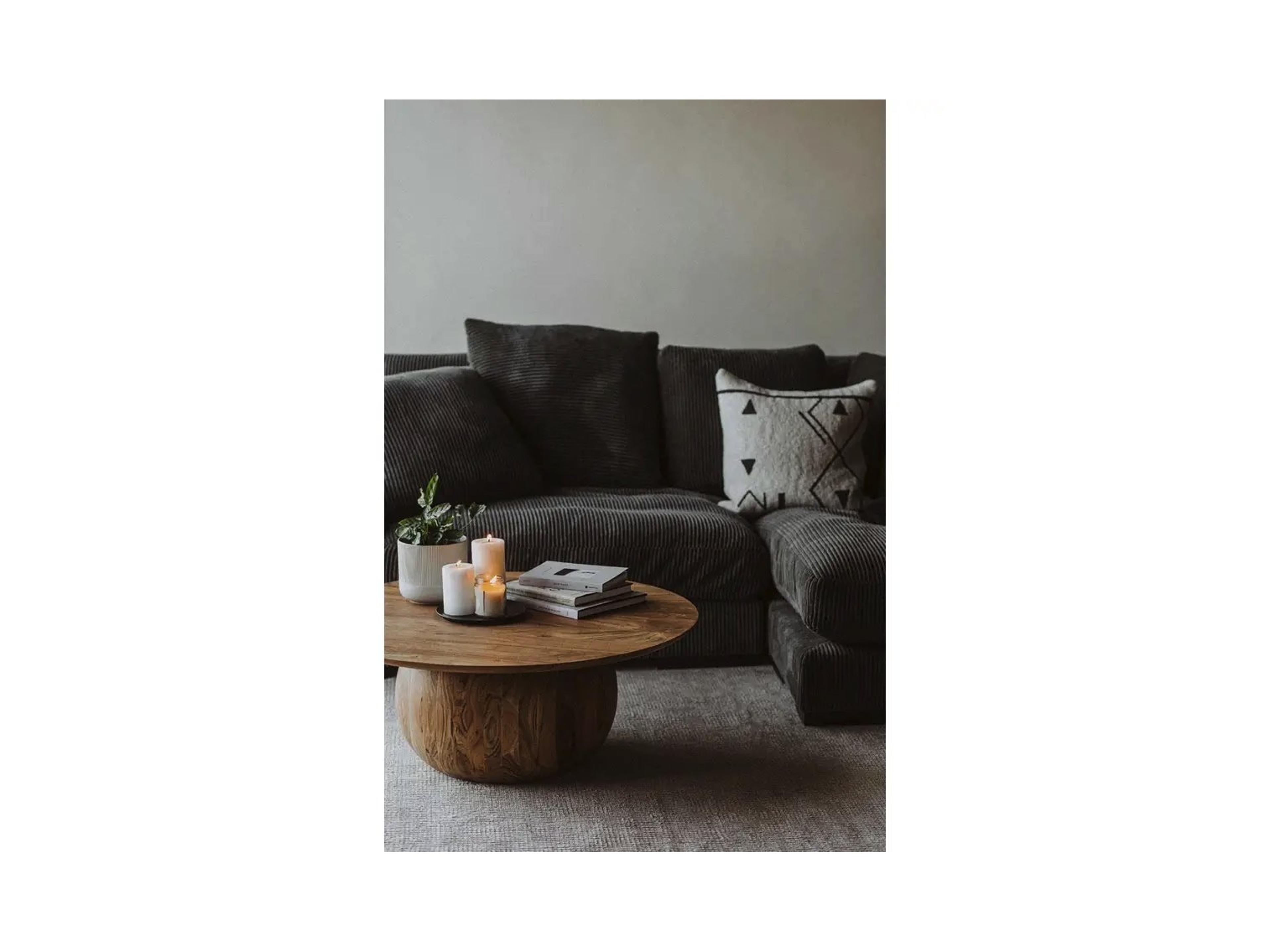Plunge Living Room Set