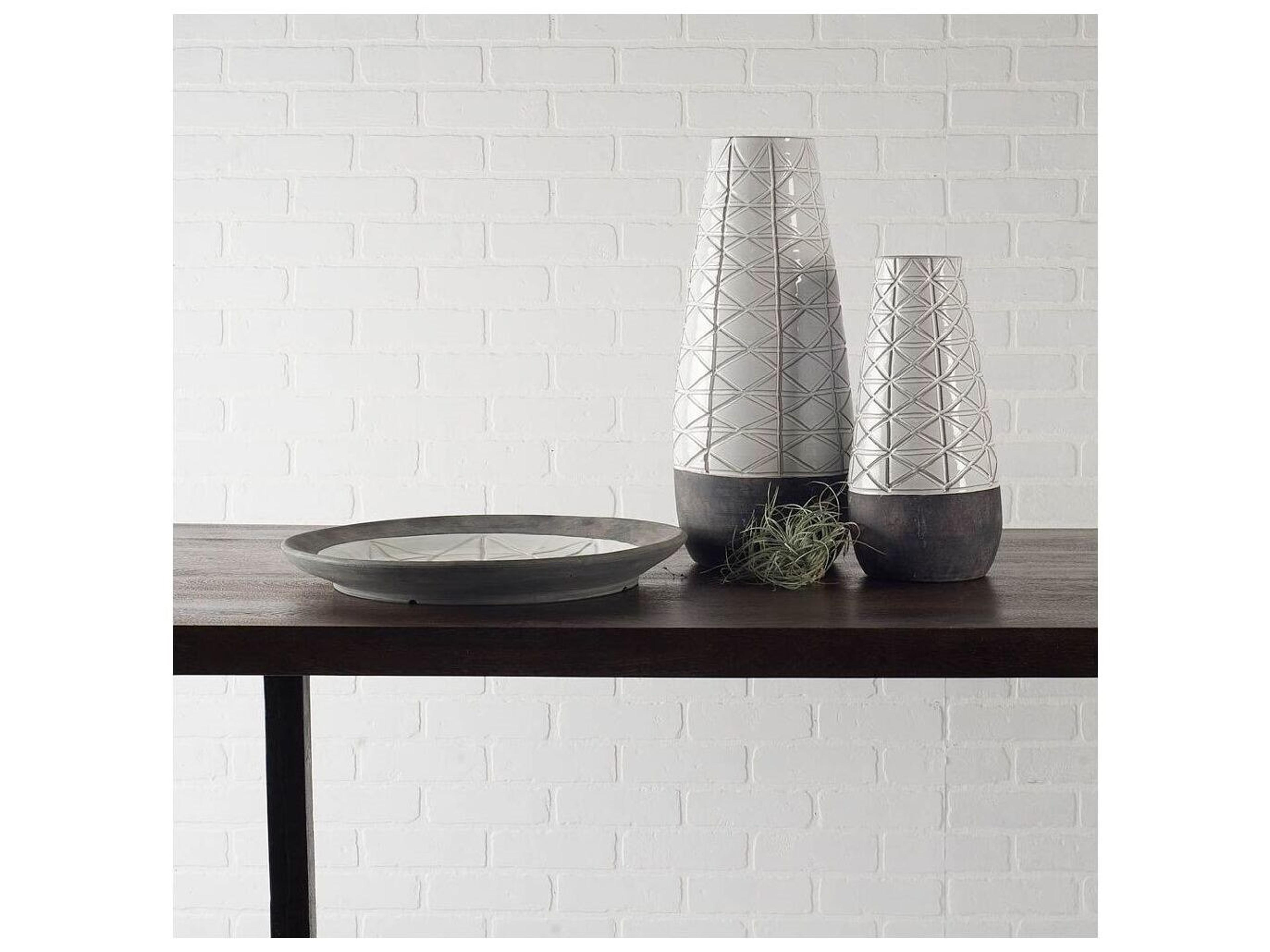 Mercana Harrier II Large Gray Ceramic Dark Base White Vase