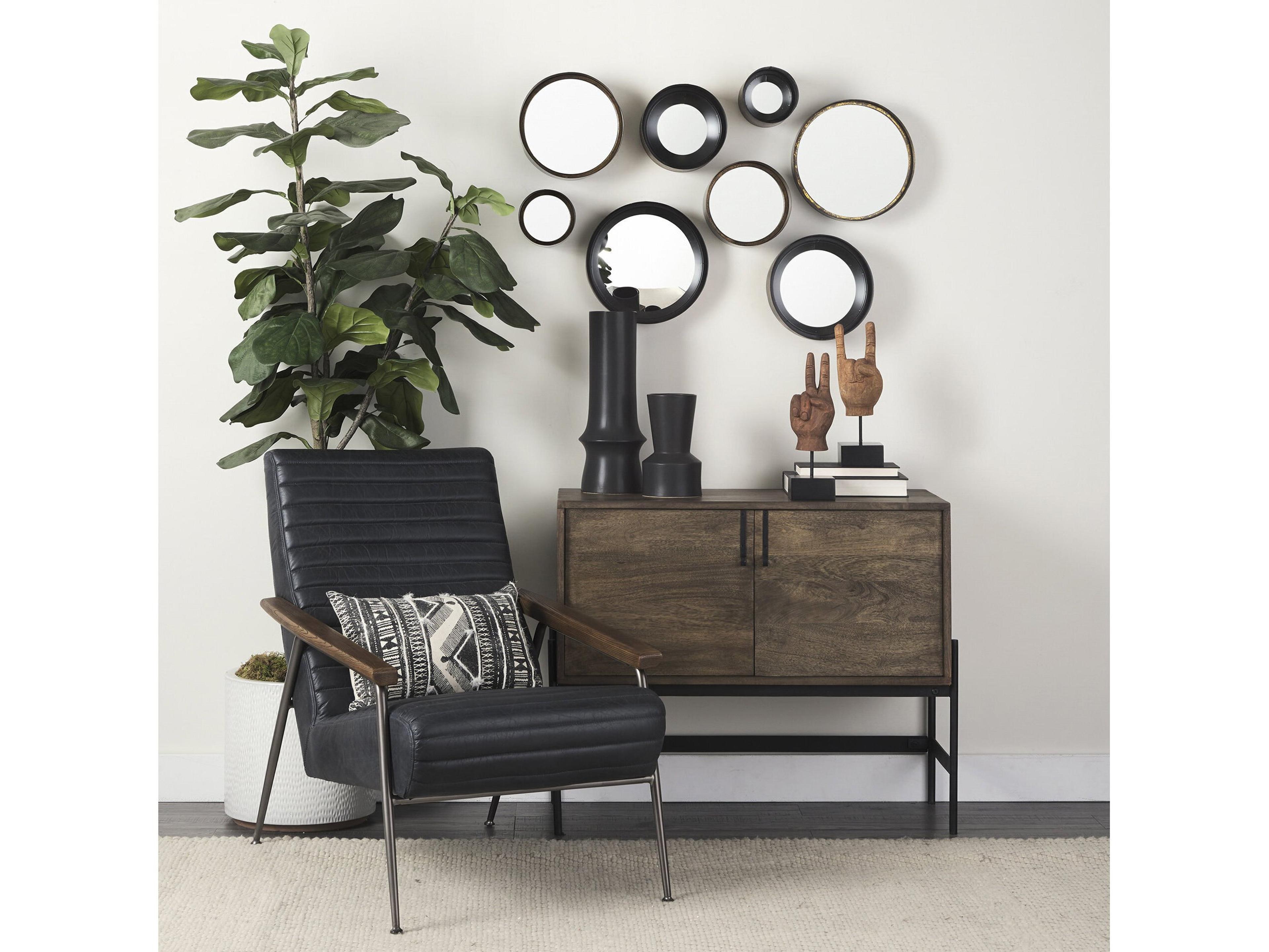 Mercana Pacem 4L x 4W Natural Wooden Carved Peace Sign Hand