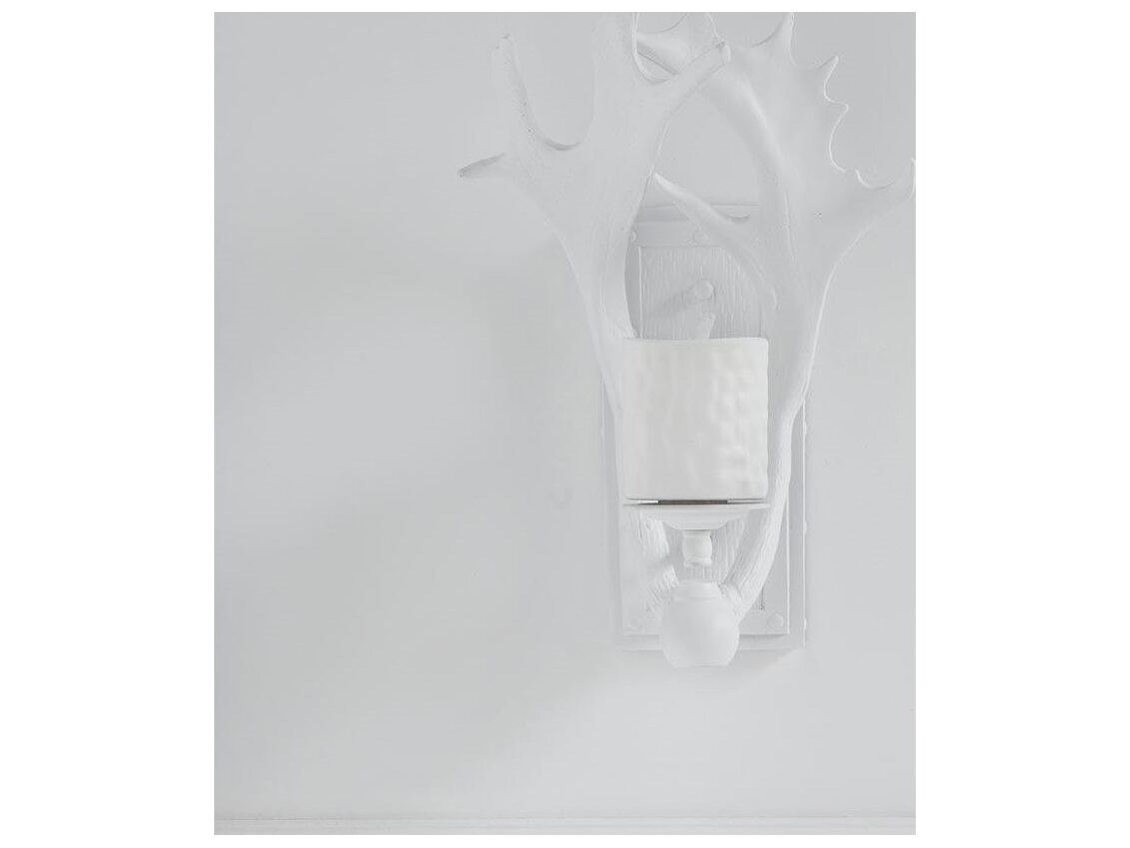 Mercana Rockland 8x19.5 White Resin Antlers Wall Sconce