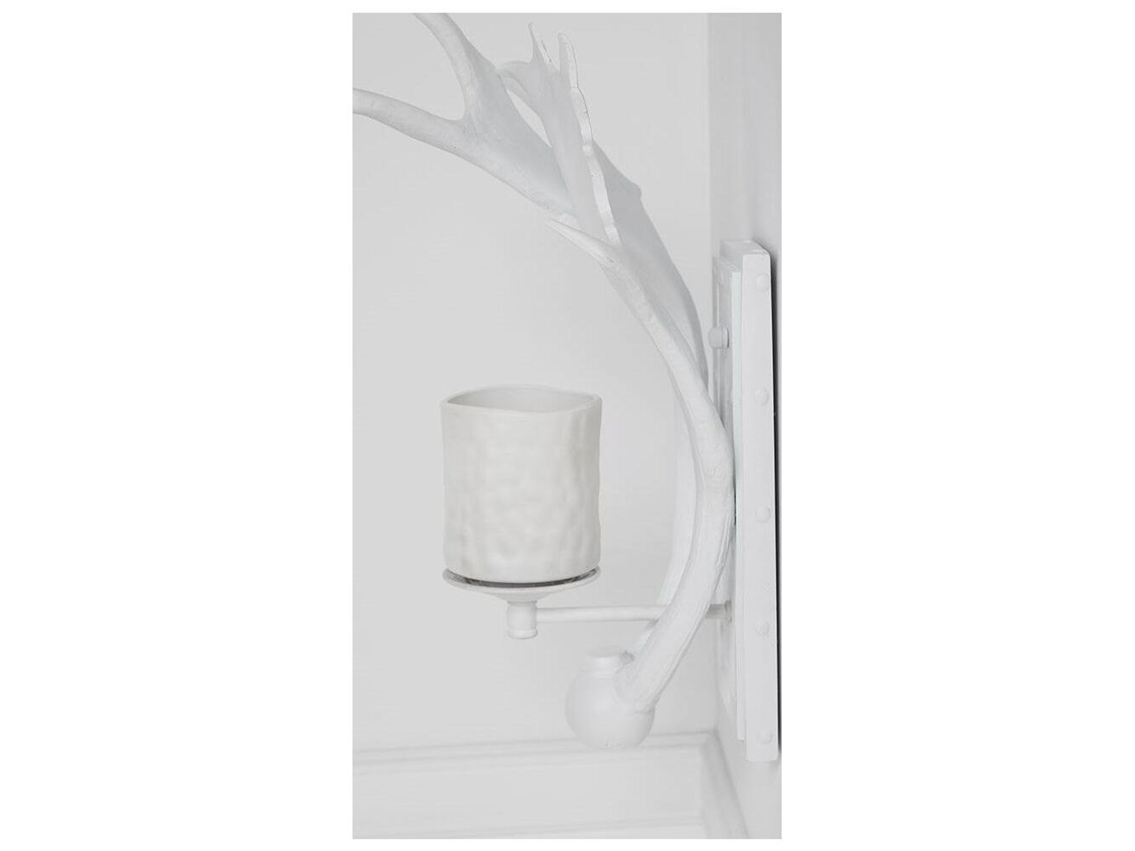 Mercana Rockland 8x19.5 White Resin Antlers Wall Sconce