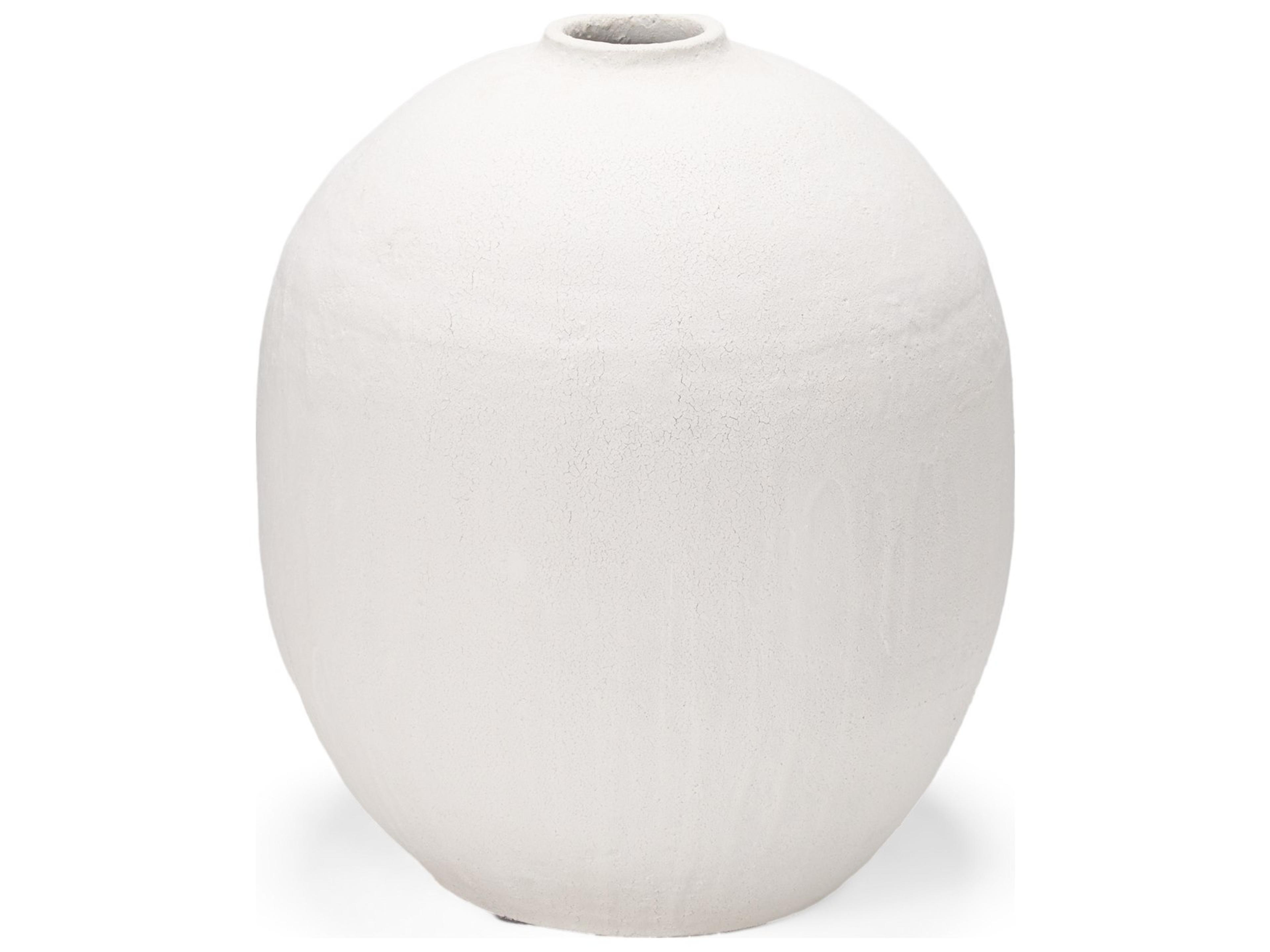 Karakum I Short White Textured Ceramic Vase