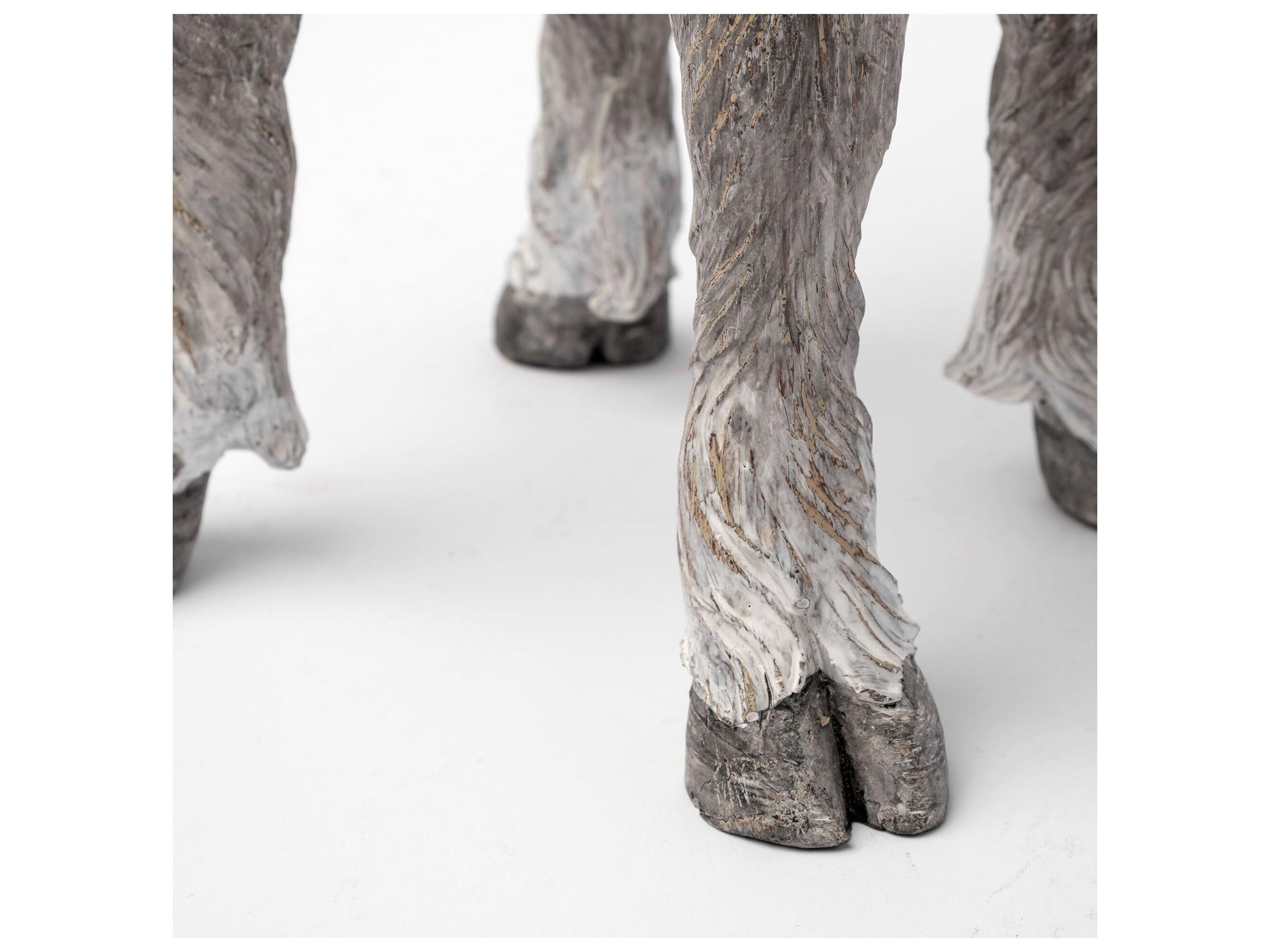 Mercana Pan Small Gray Ceramic Hoofed Table Candle Holder