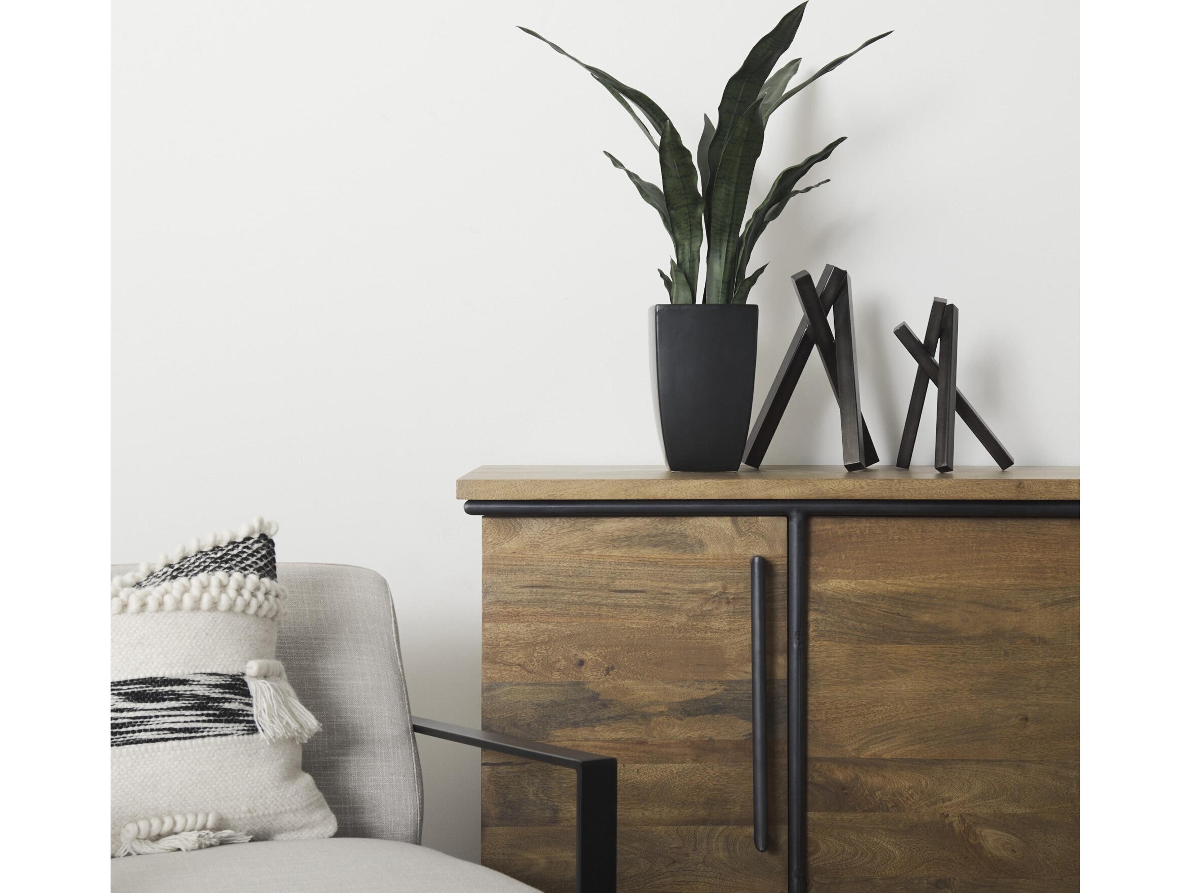 Mercana Bastian (Large) 9L x 8W Black Metal Abstract Object