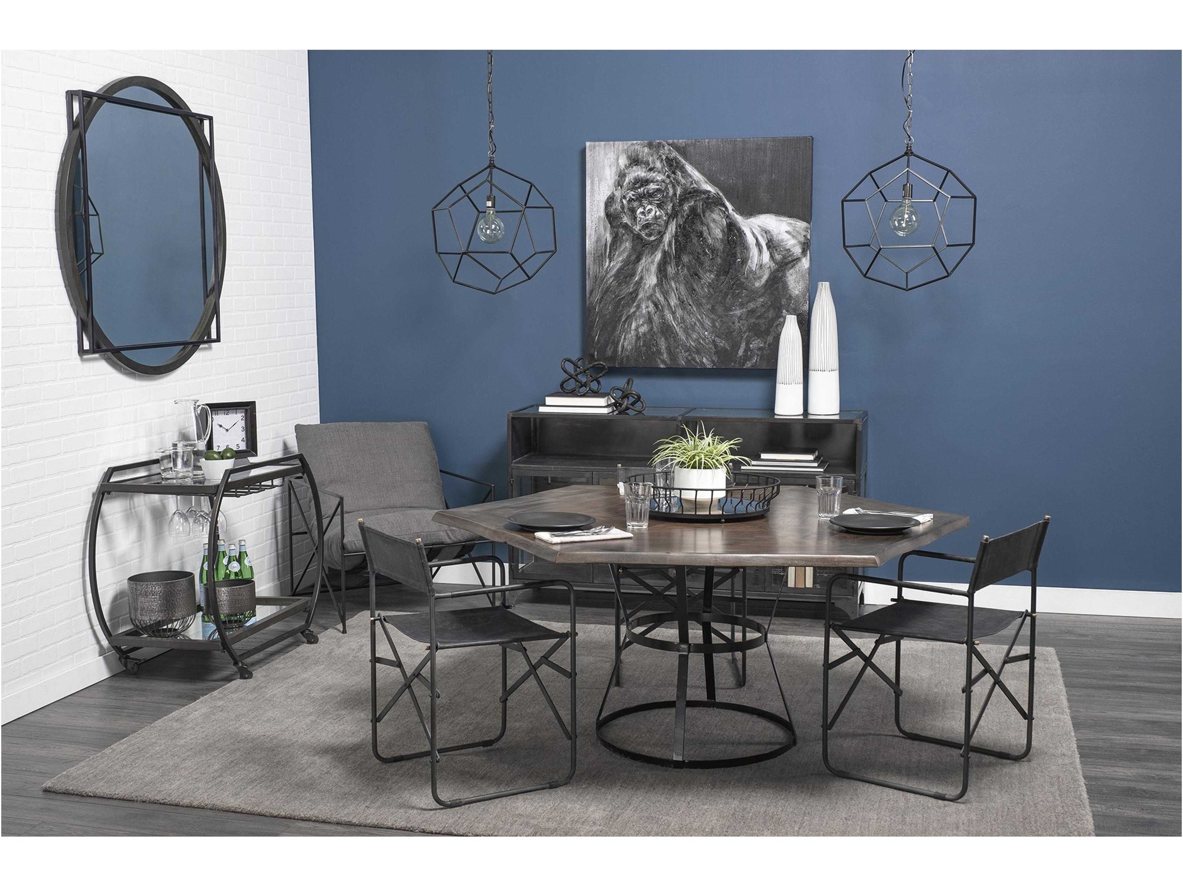 Mercana Helena 20L x 20W Black Metal Mirrored Bottom Round Serving Tray