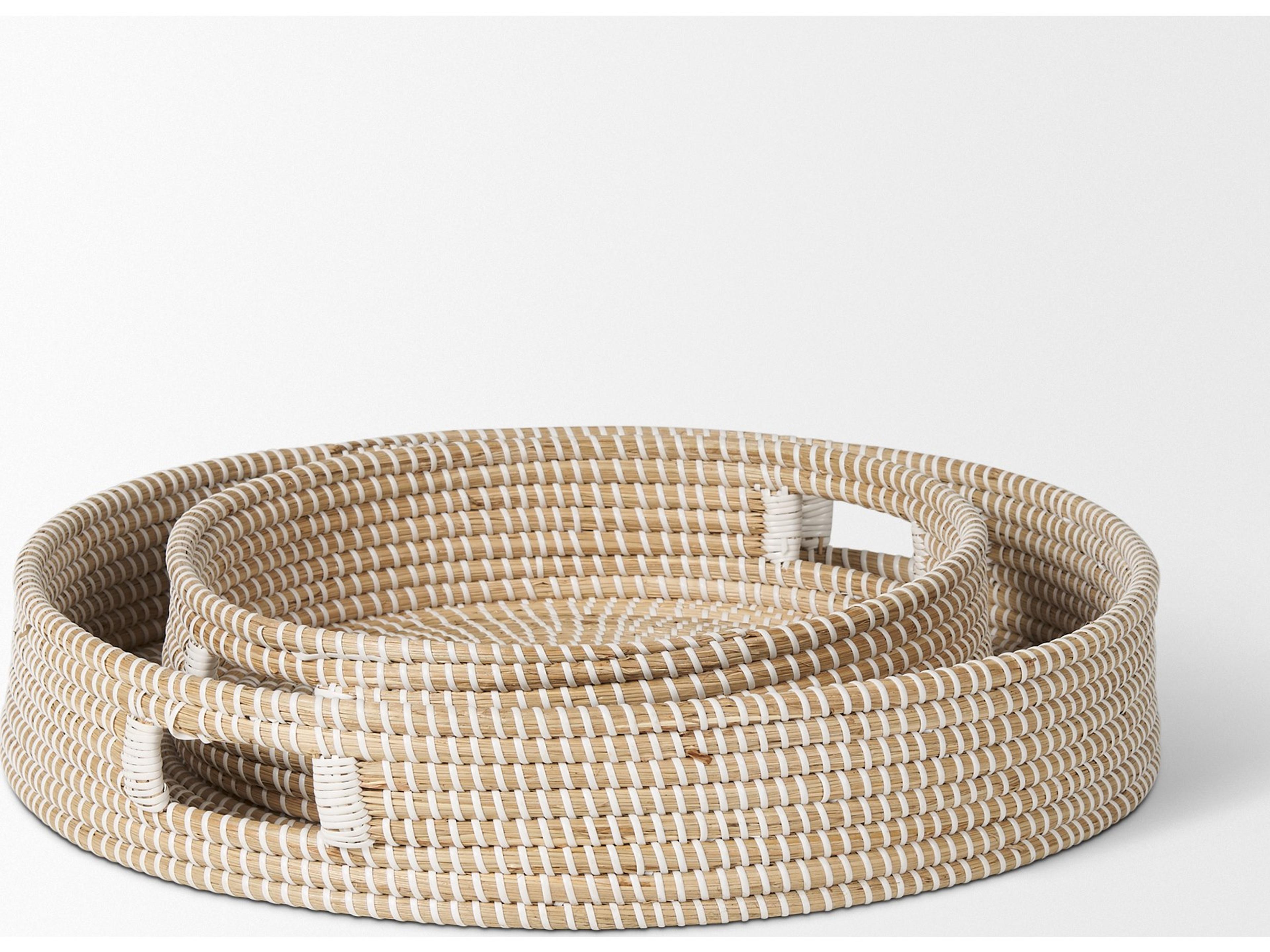 Mercana Kalama Set of 2 Large Round Seagrass Trays w/ Handles