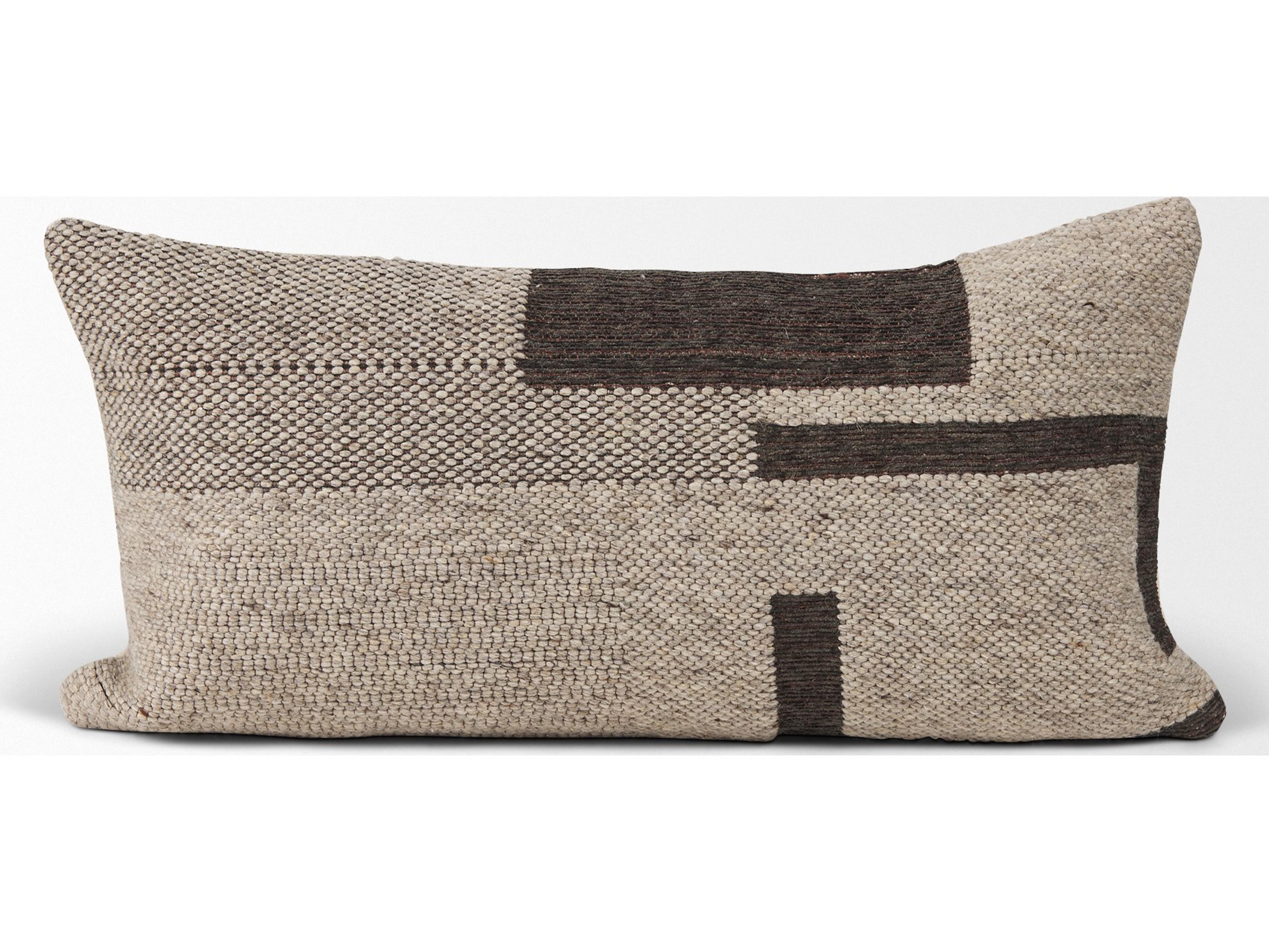 Mercana Kyle Lumbar Pillow Cover