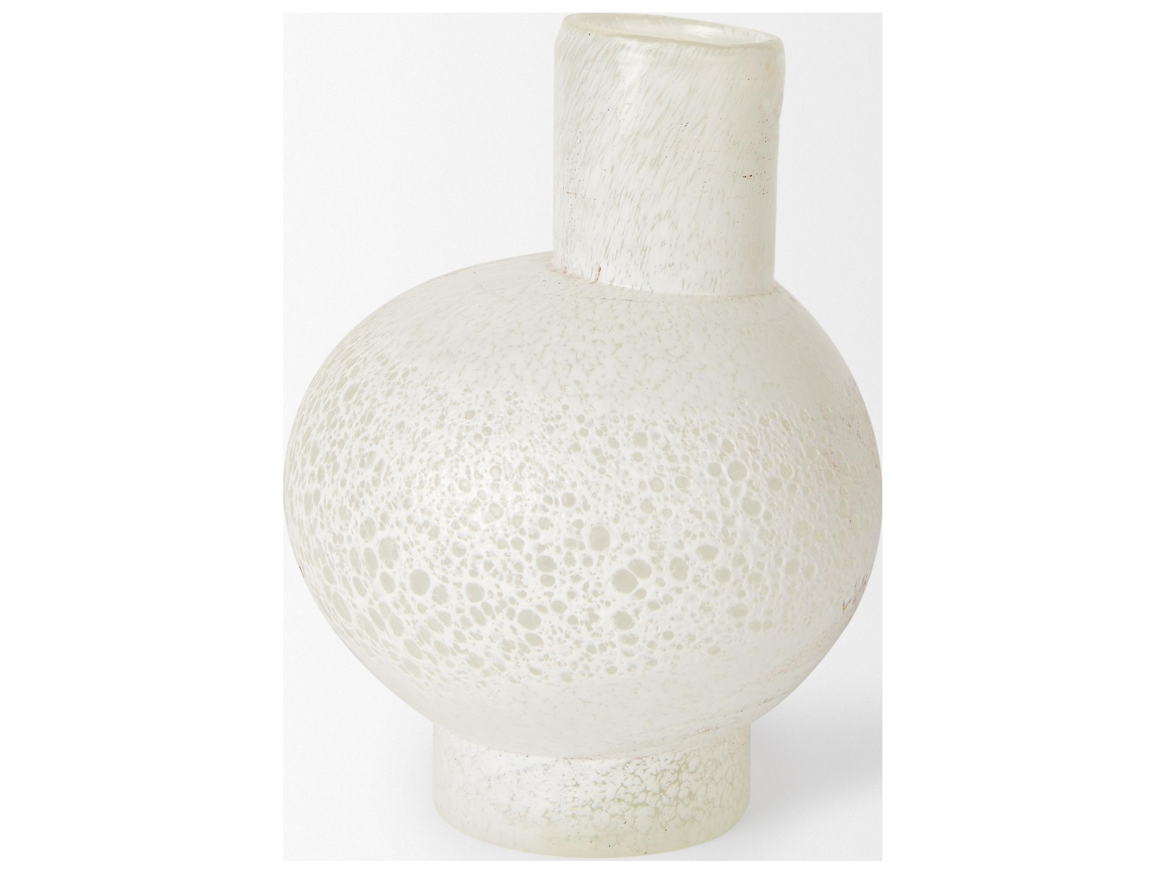 Mercana Heket Short White Glass Vase