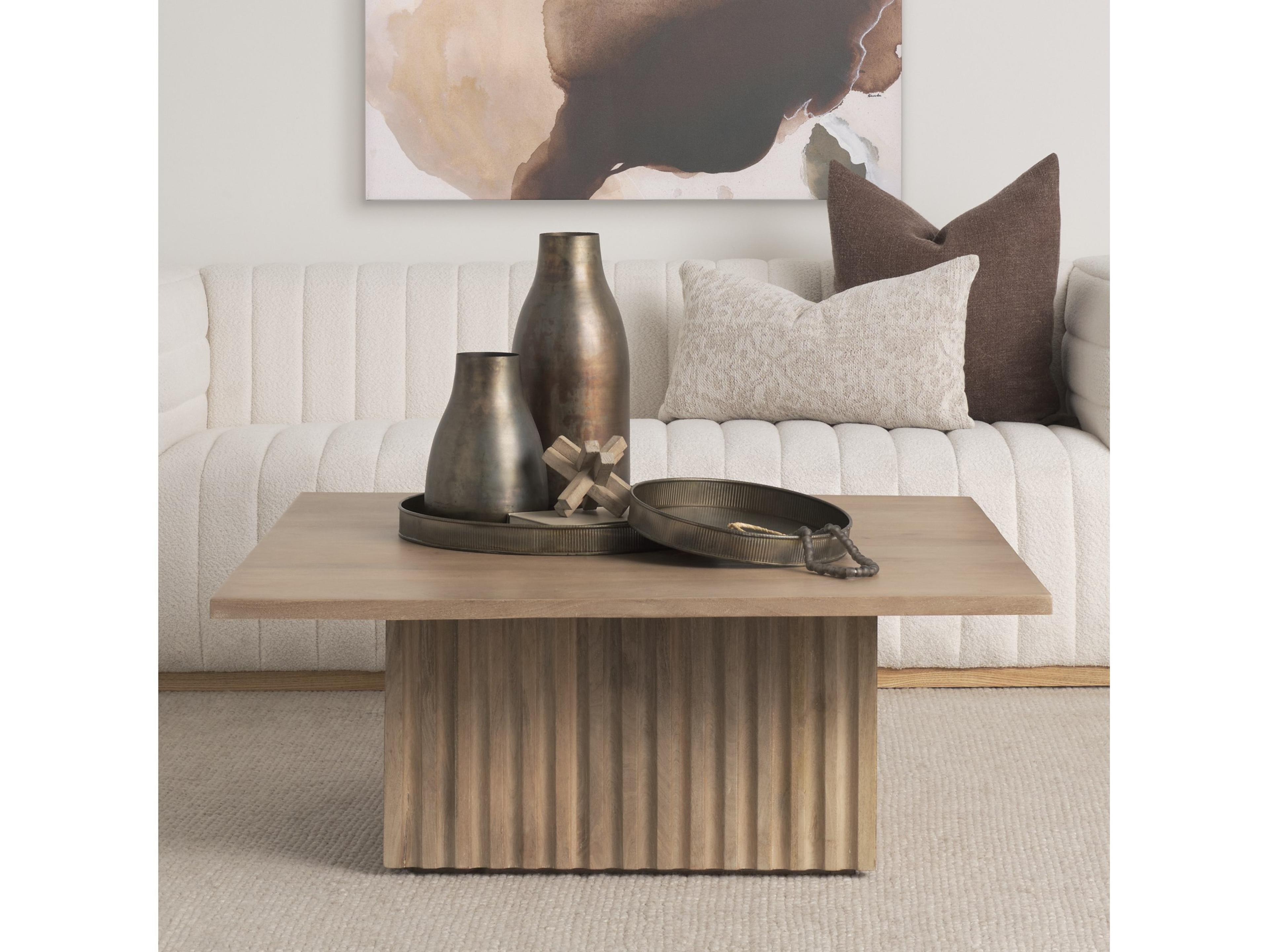 Mercana Varun Round Antiqued Brass Metal Tray (Set of 2)