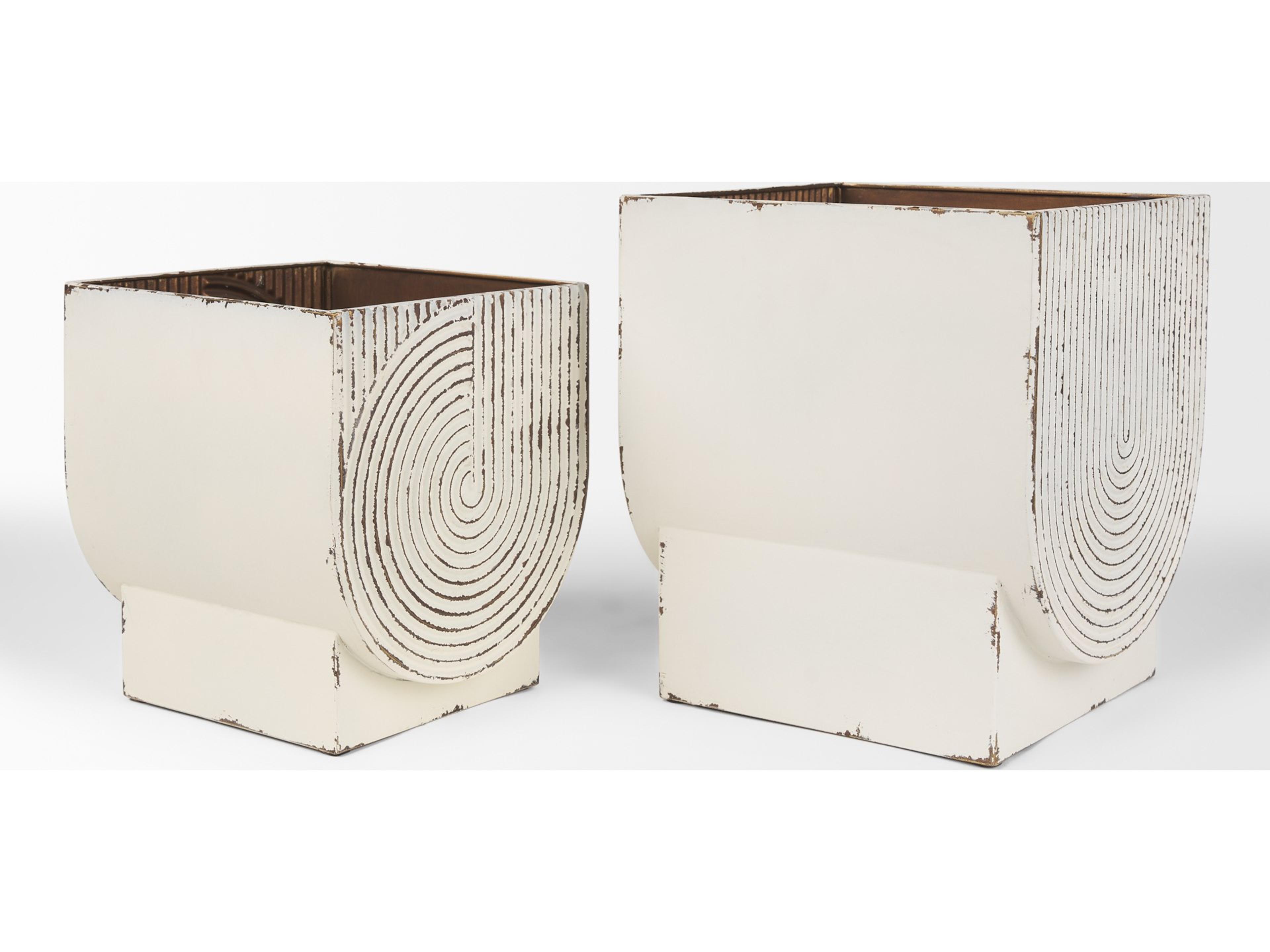 Mercana Medina Off White w/ Gold Antiquing Metal Planters (Set of 2)