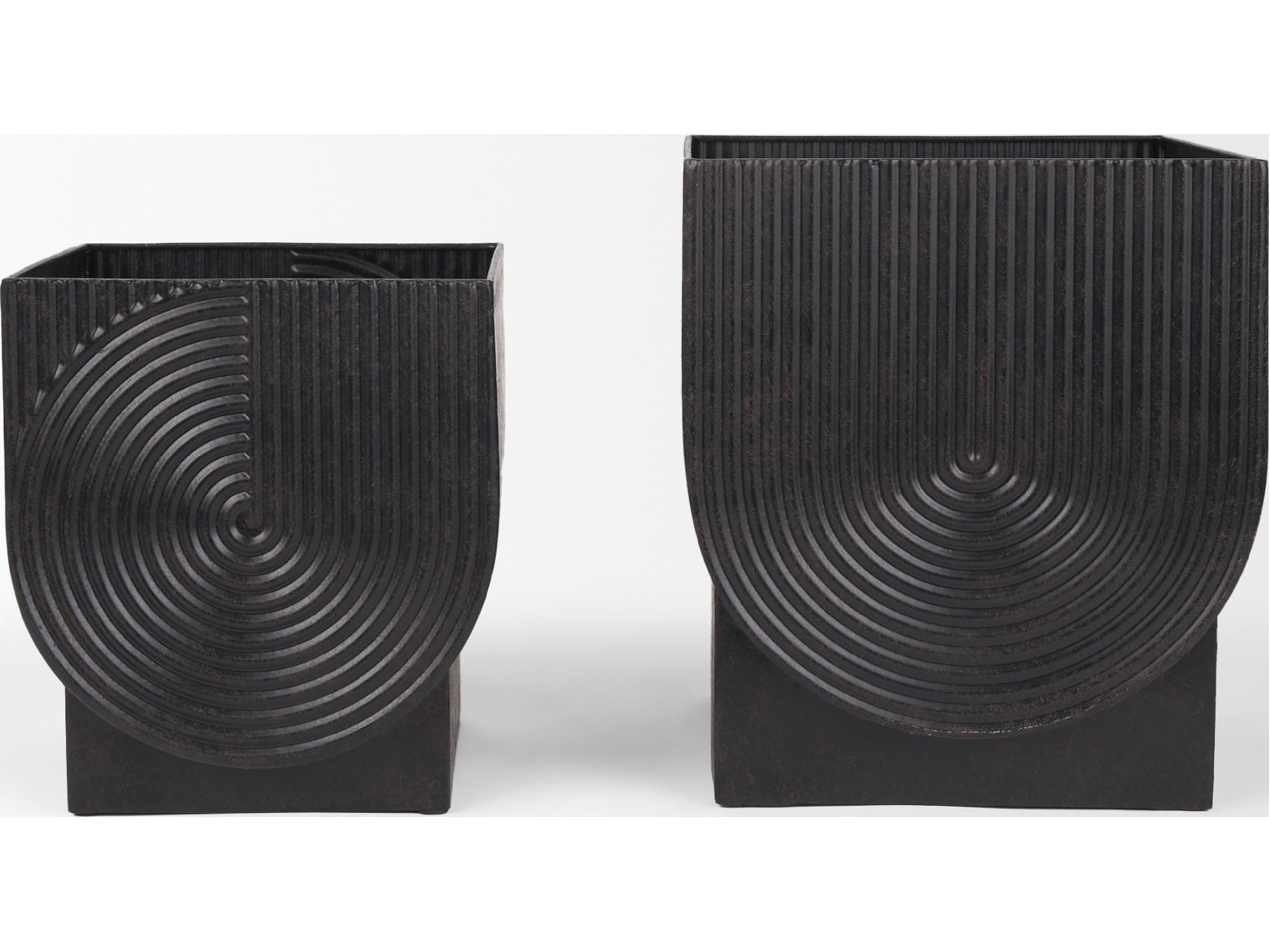Mercana Medina Antiqued Black Metal Planters  (Set of 2)