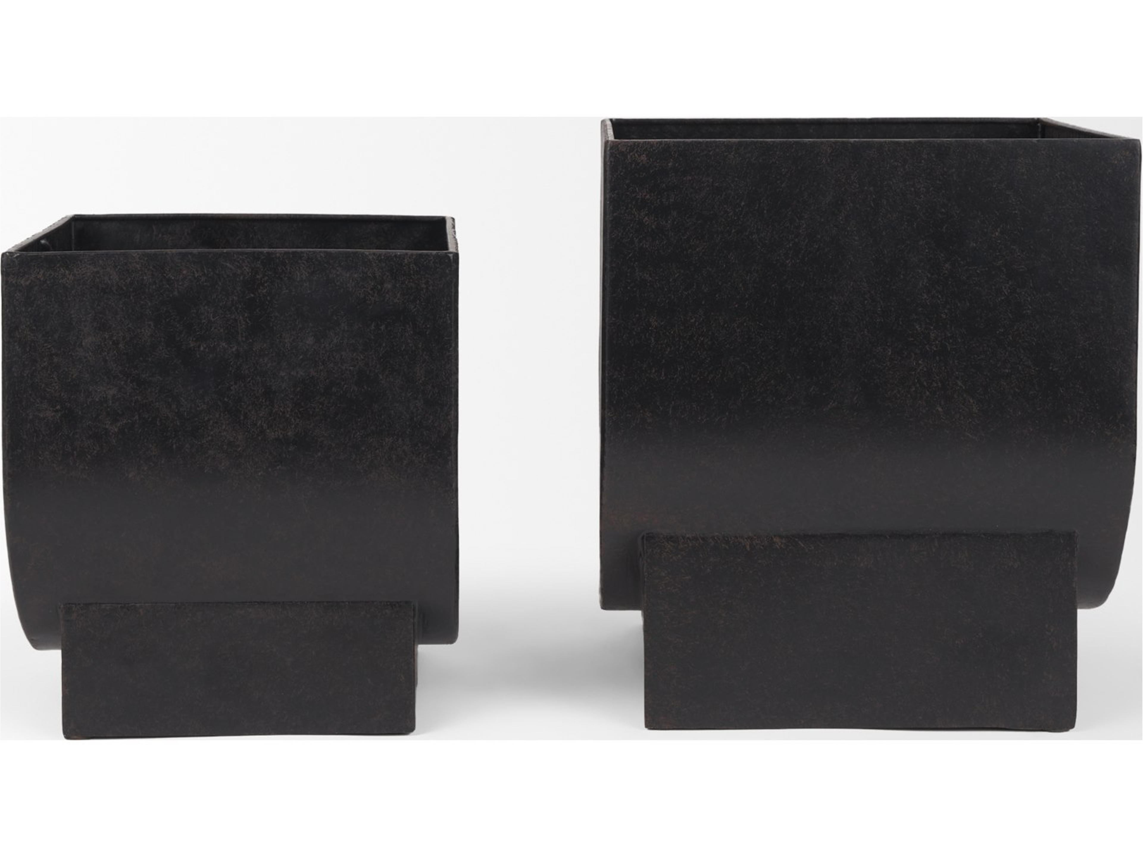 Mercana Medina Antiqued Black Metal Planters  (Set of 2)