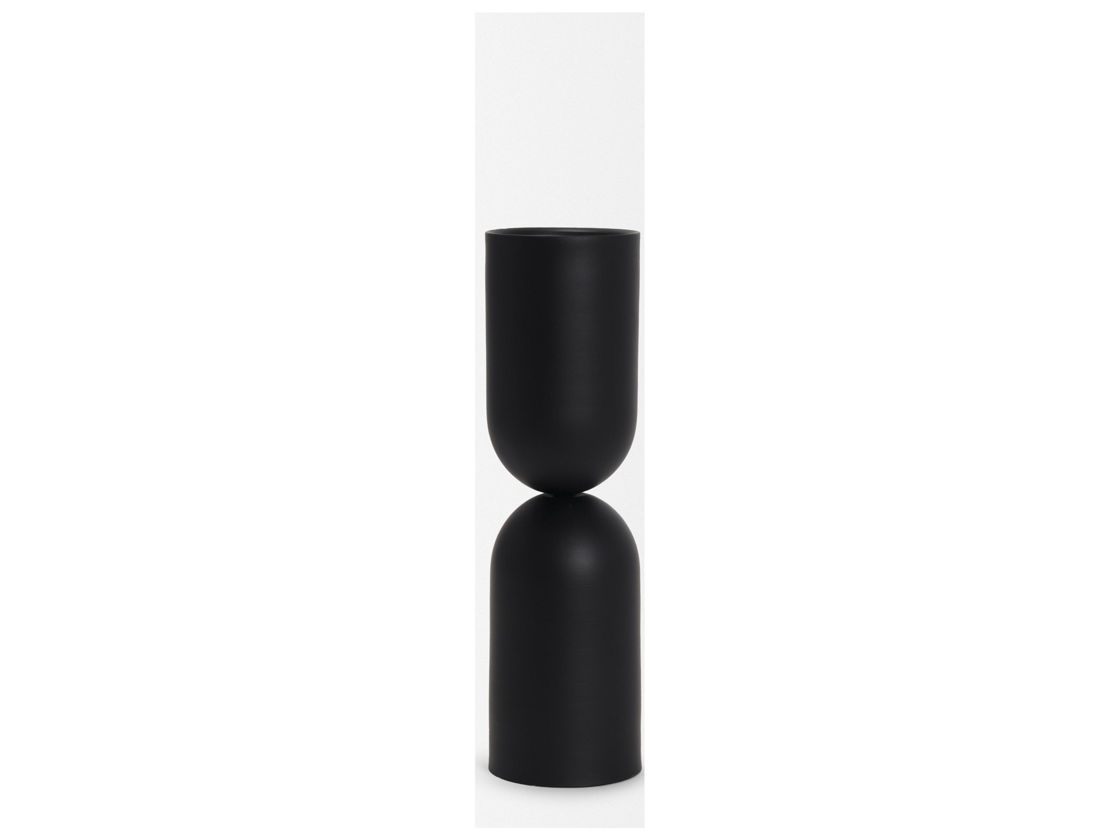 Mercana Qamra Tall Black Metal Pillar Candle Holder