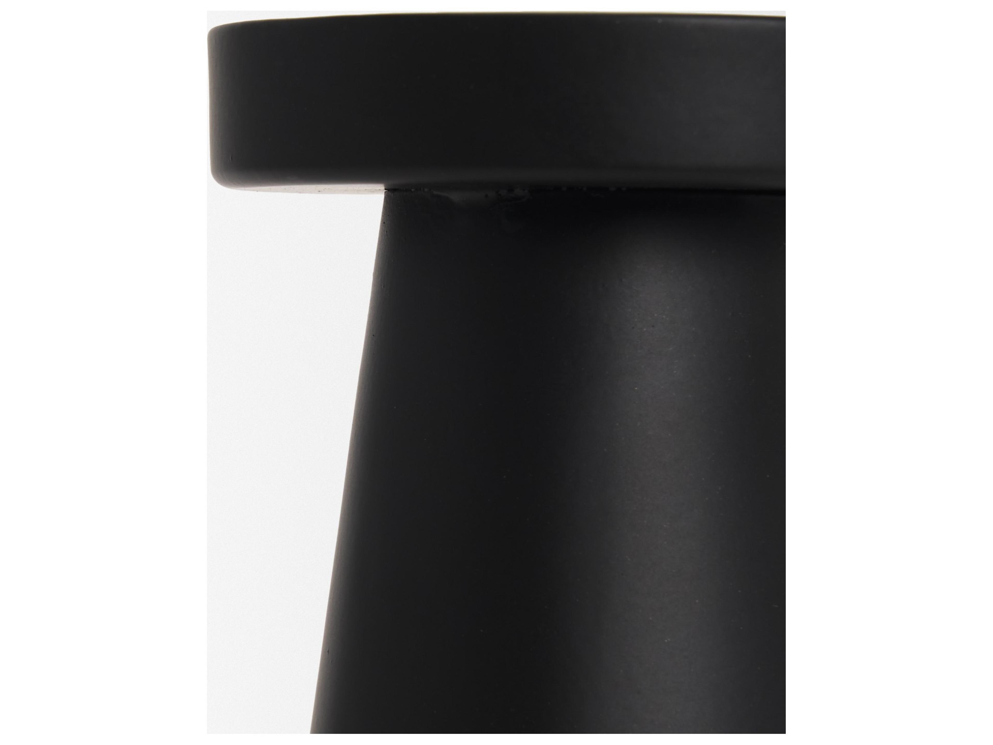 Mercana Quadir Short Matte Black Metal Candle Holder