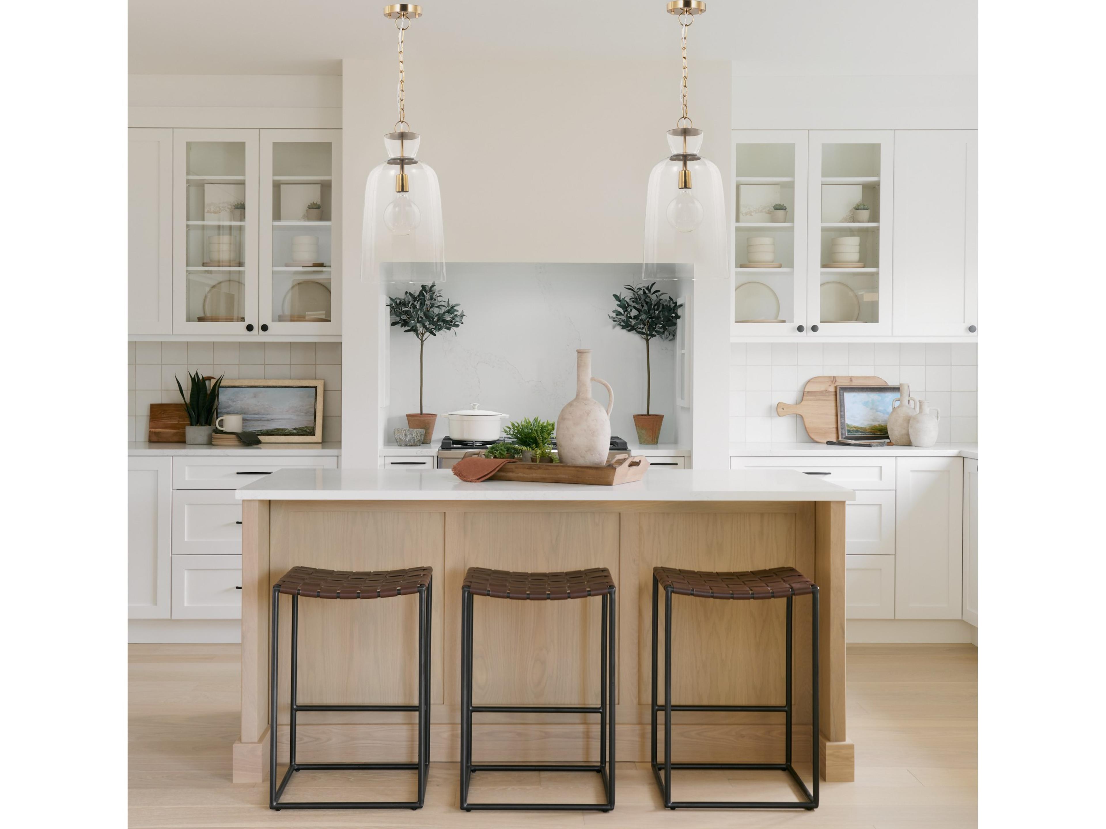 Mercana Sadah Tall Clear Blown Glass w/ Gold Metal Pendant Light