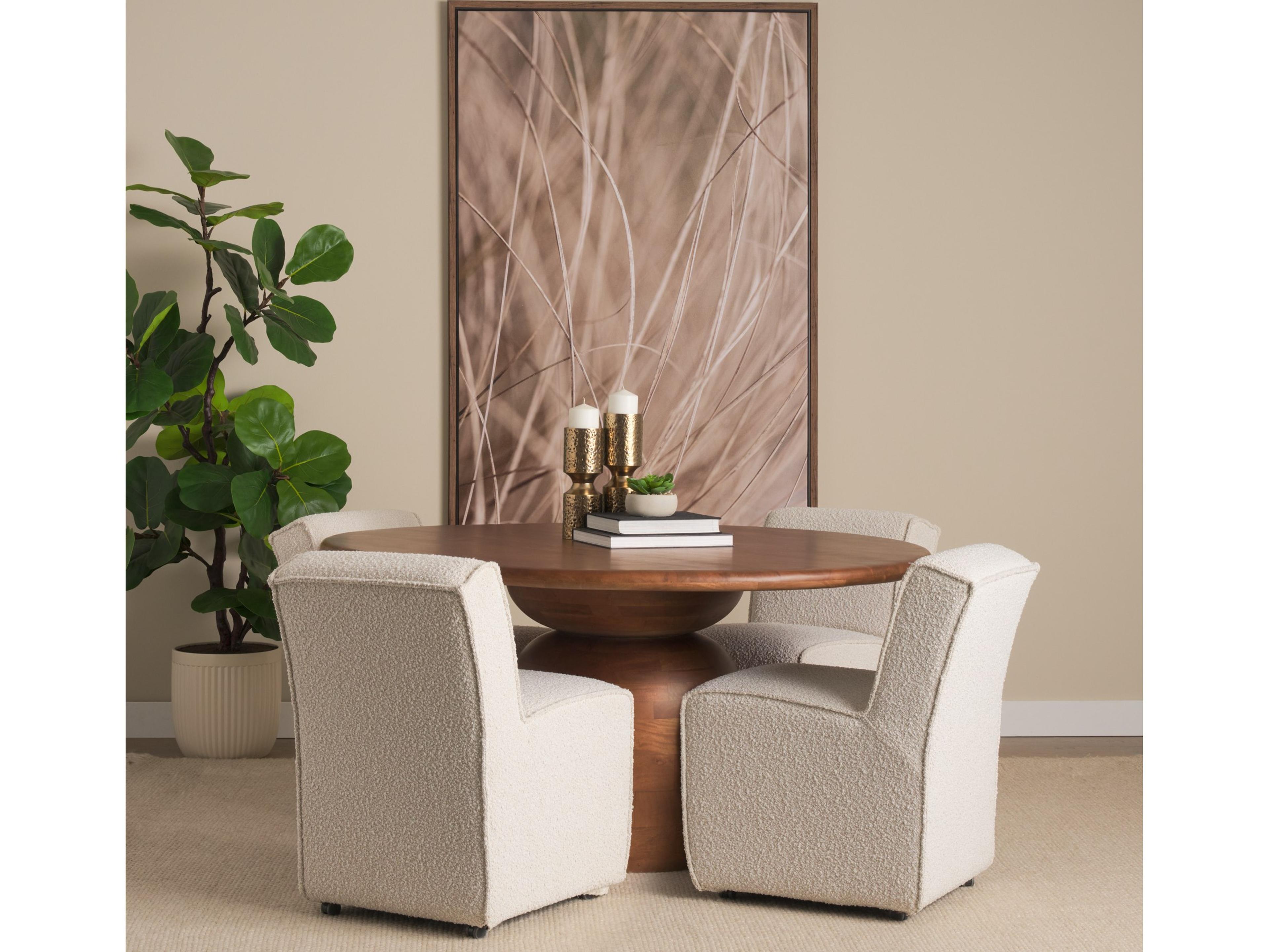 Mercana Akira Small Hammered Gold Metal Pillar Candle Holder