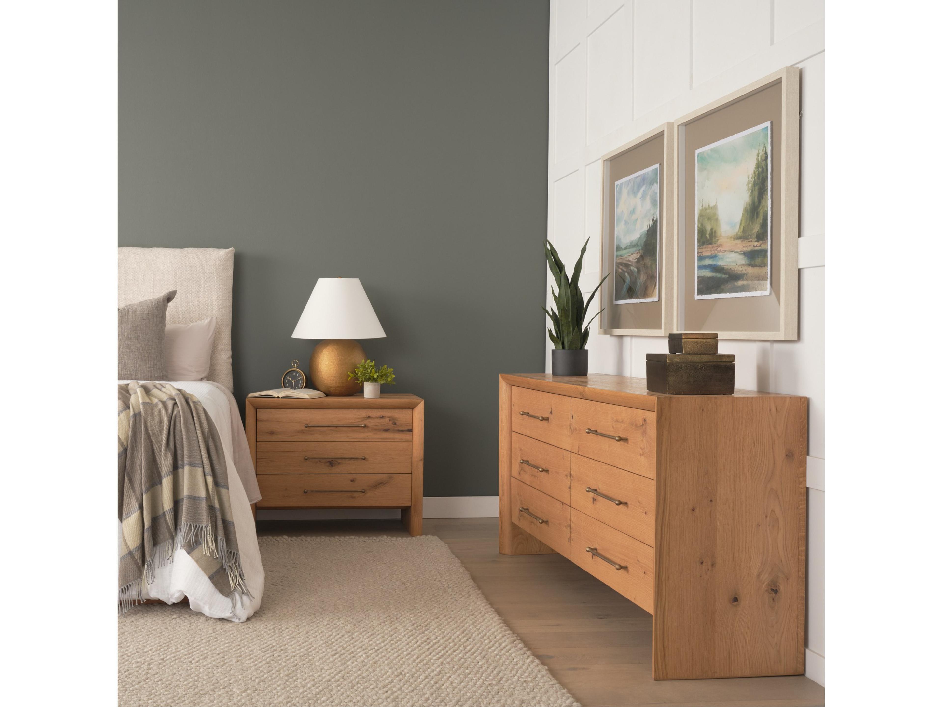 Mercana Belford 6-Drawer Light Brown Oak Wood Dresser