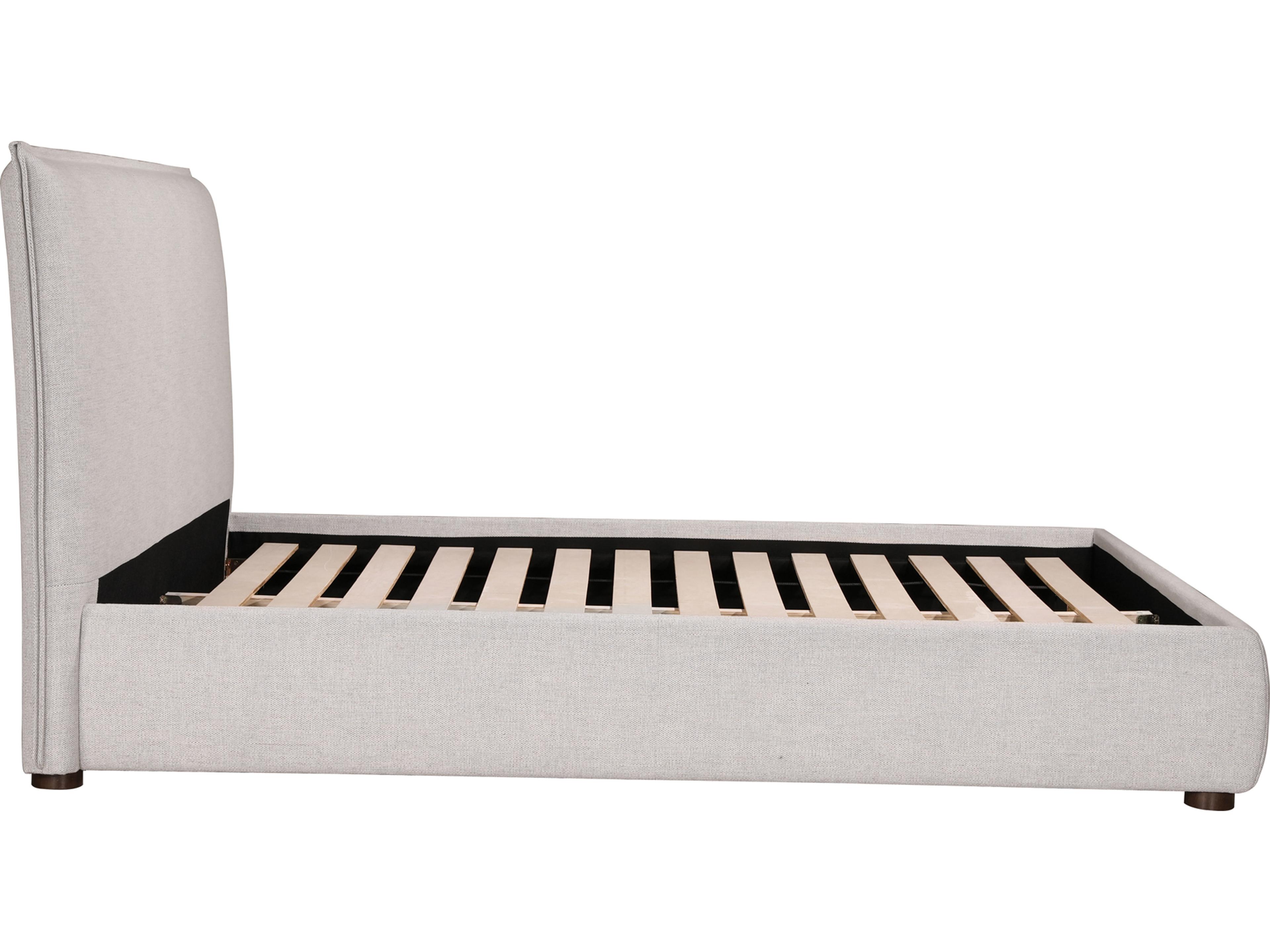 Moe's Home Luzon Queen Bed