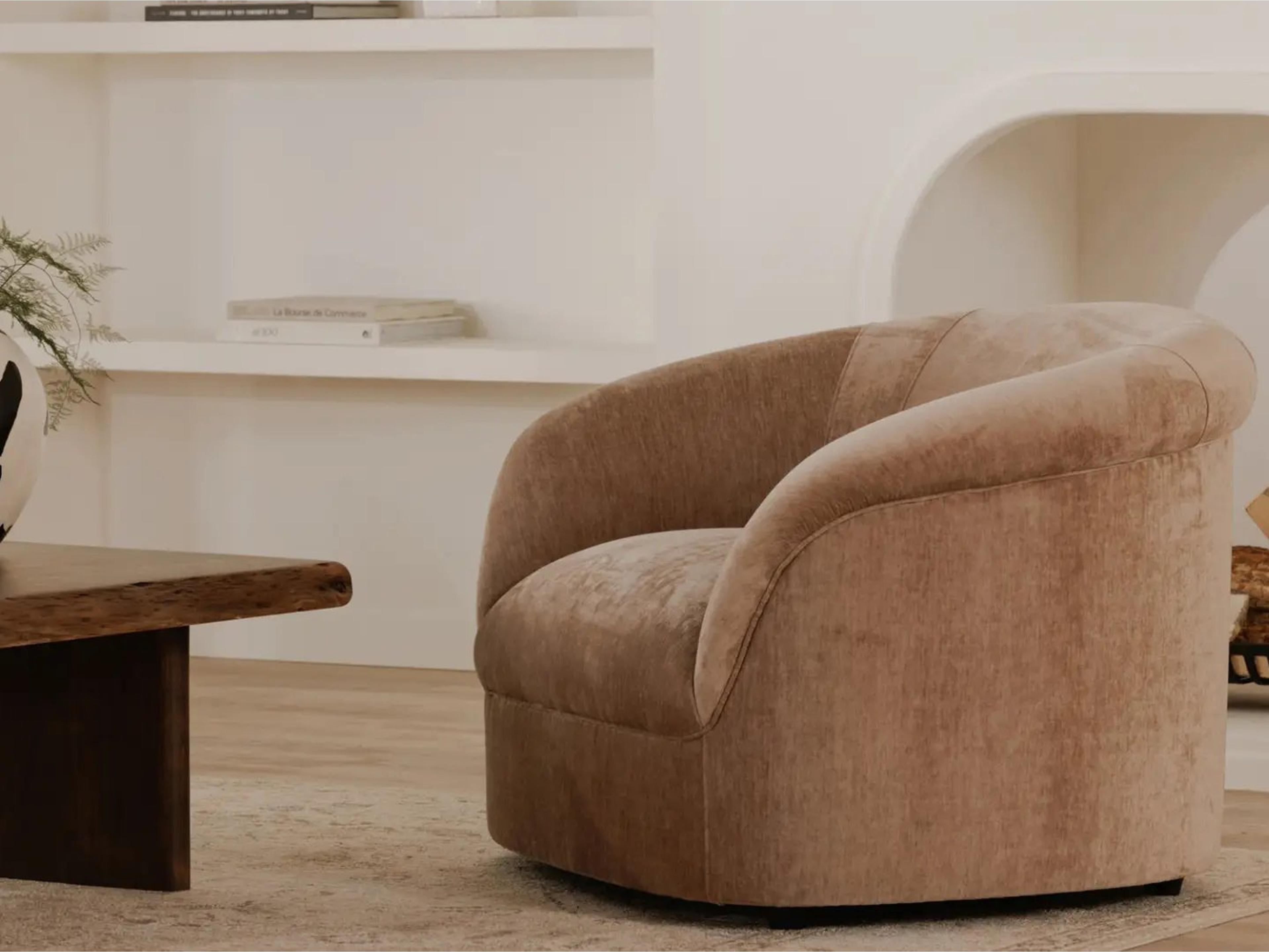 Thora Living Room Set