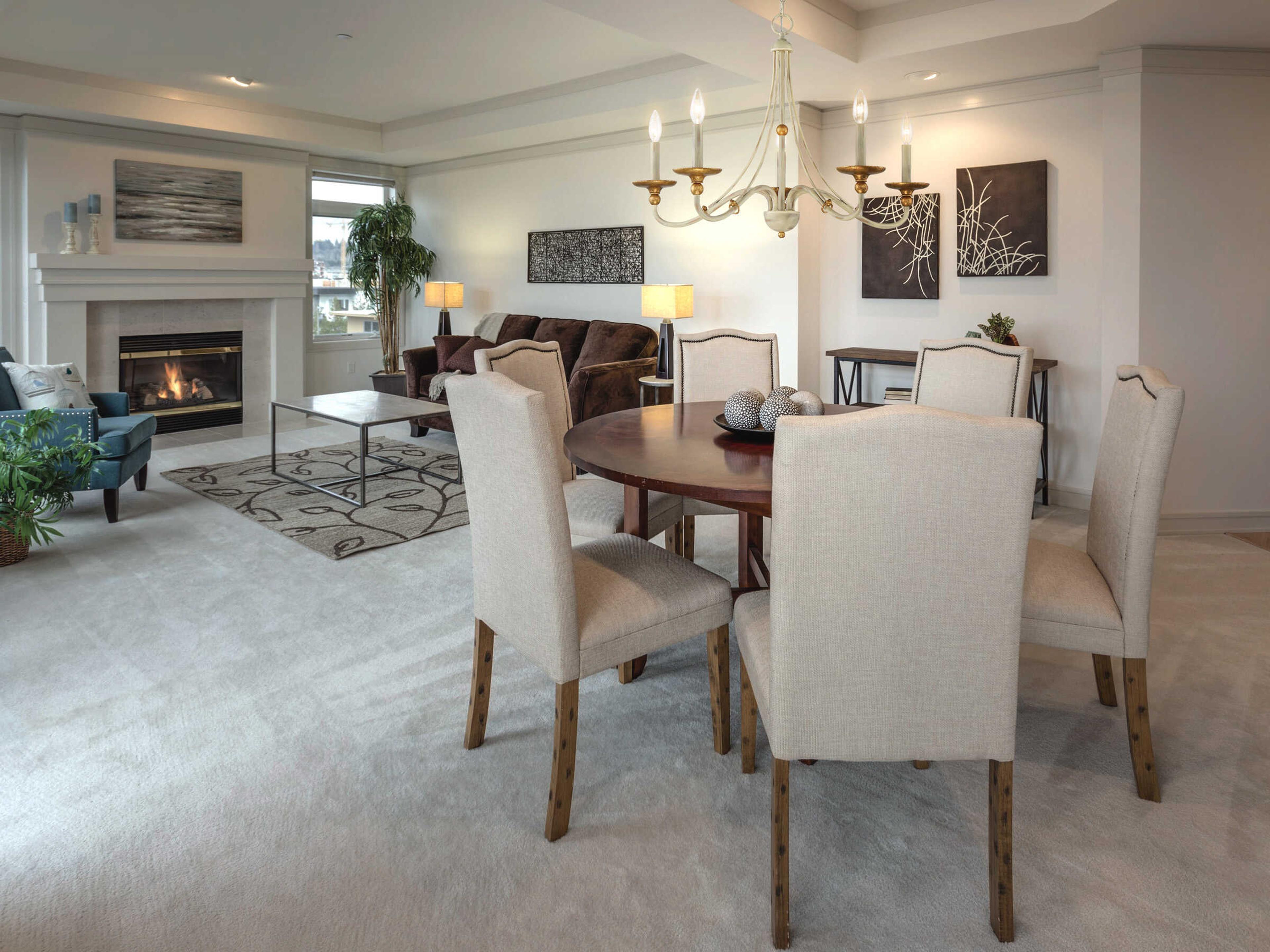 Minka Lavery Westchester County 5-Light Farm House White Gilded Gold Leaf Off Candelabra Chandelier