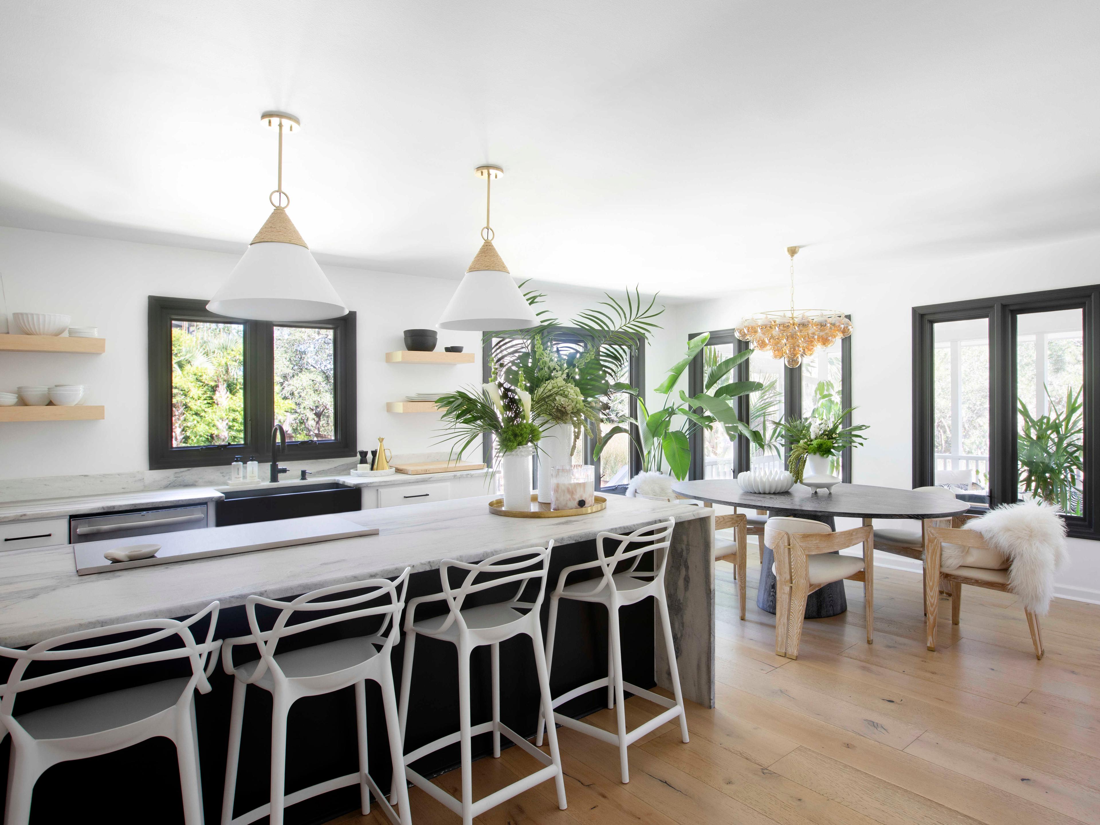 Mitzi Mica 1-Light Aged Brass Pendant