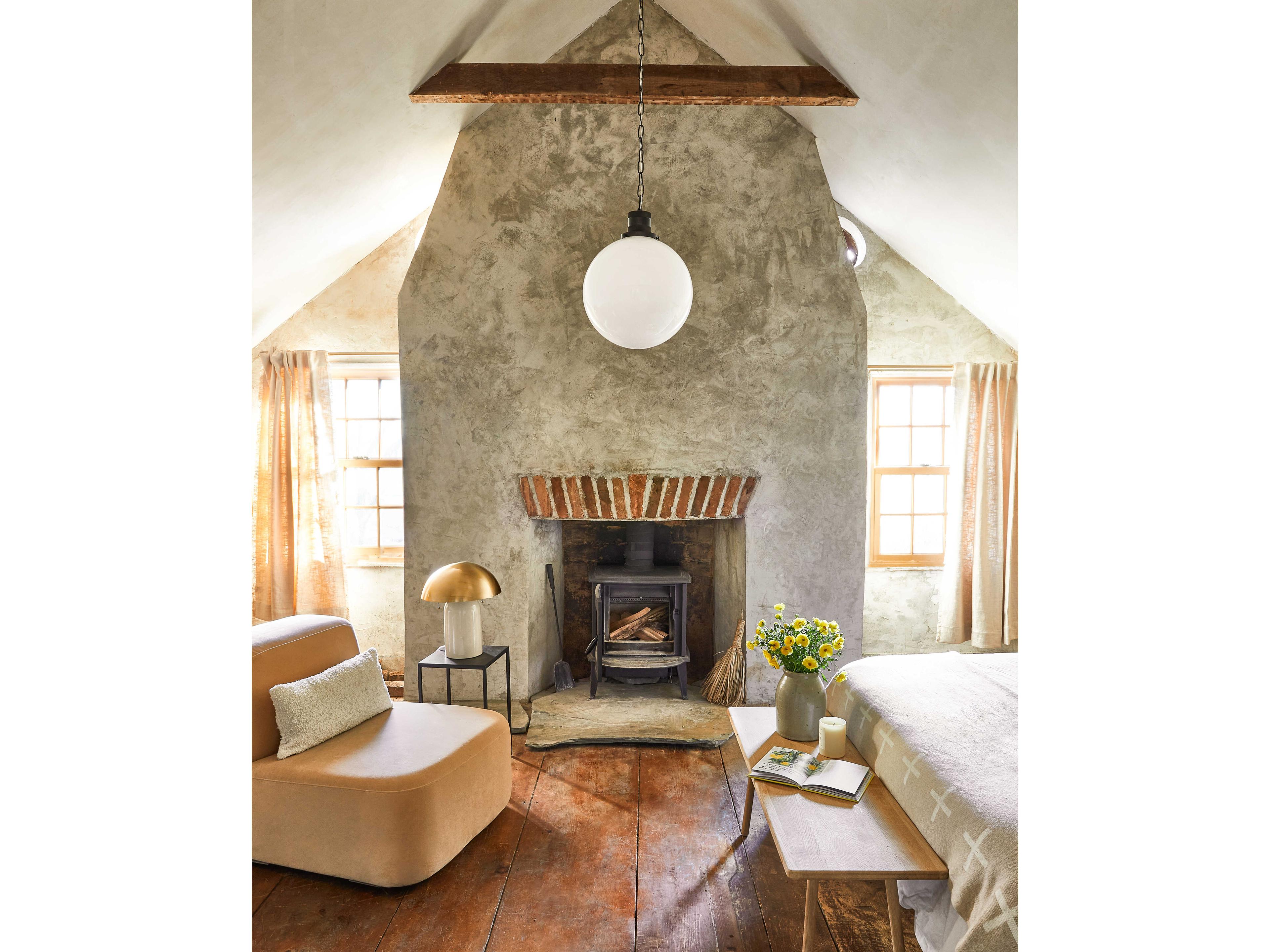 Mitzi Gaia Aged Brass Metal Table Lamp