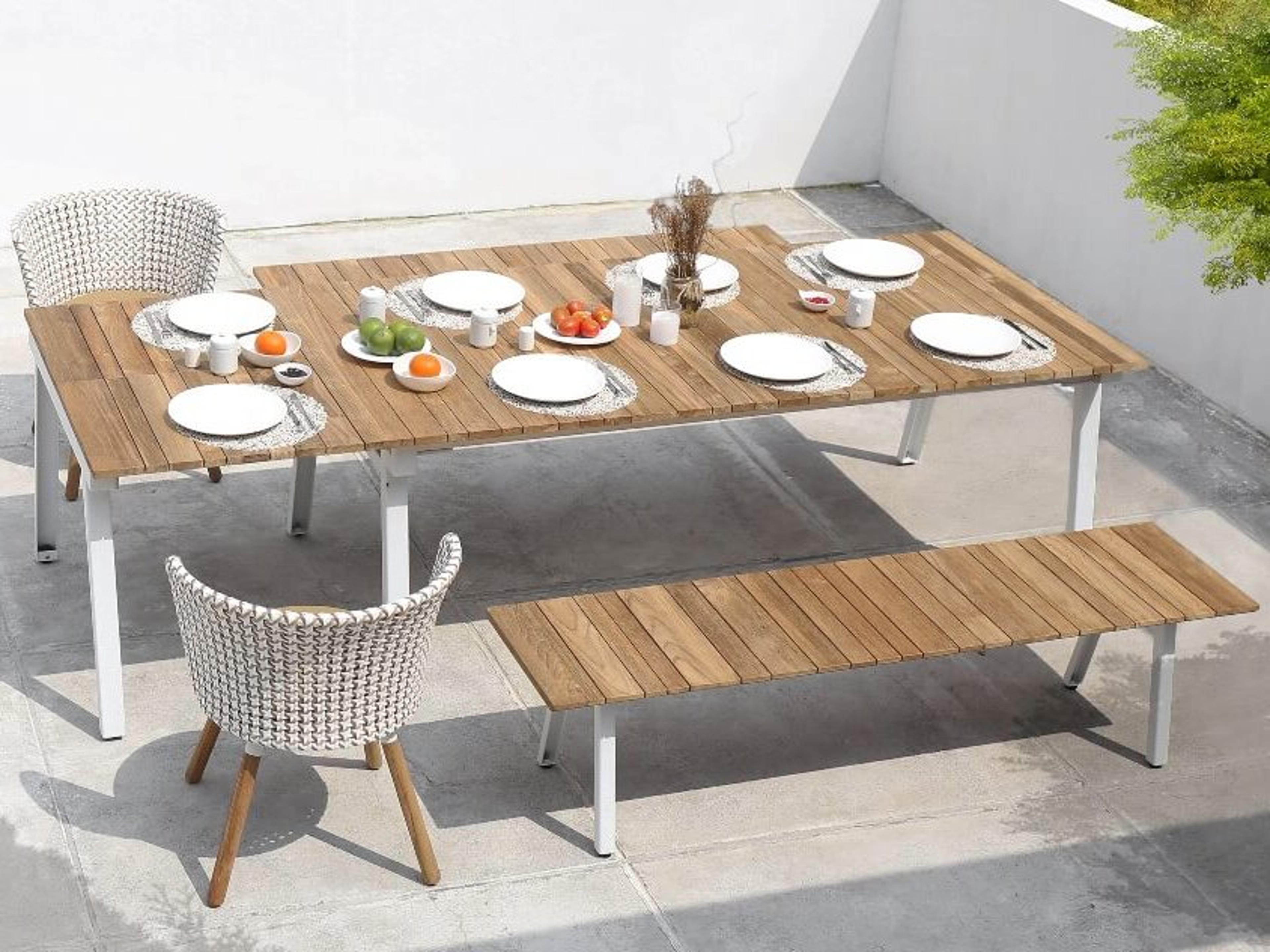 MamaGreen Maxximus Steel Teak Outdoor Dining Set