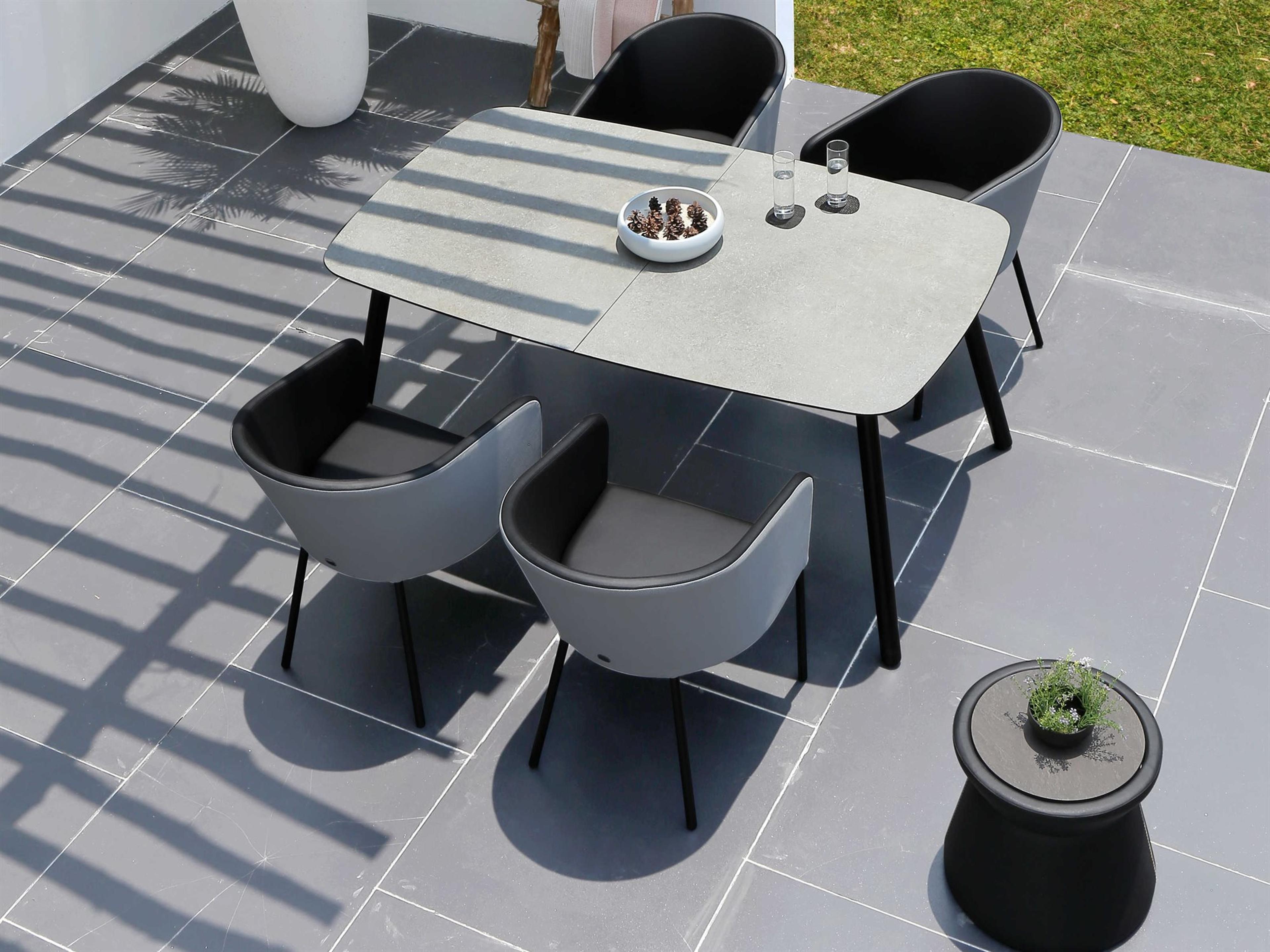 Zupy Aluminum Steel Patio Dining Set
