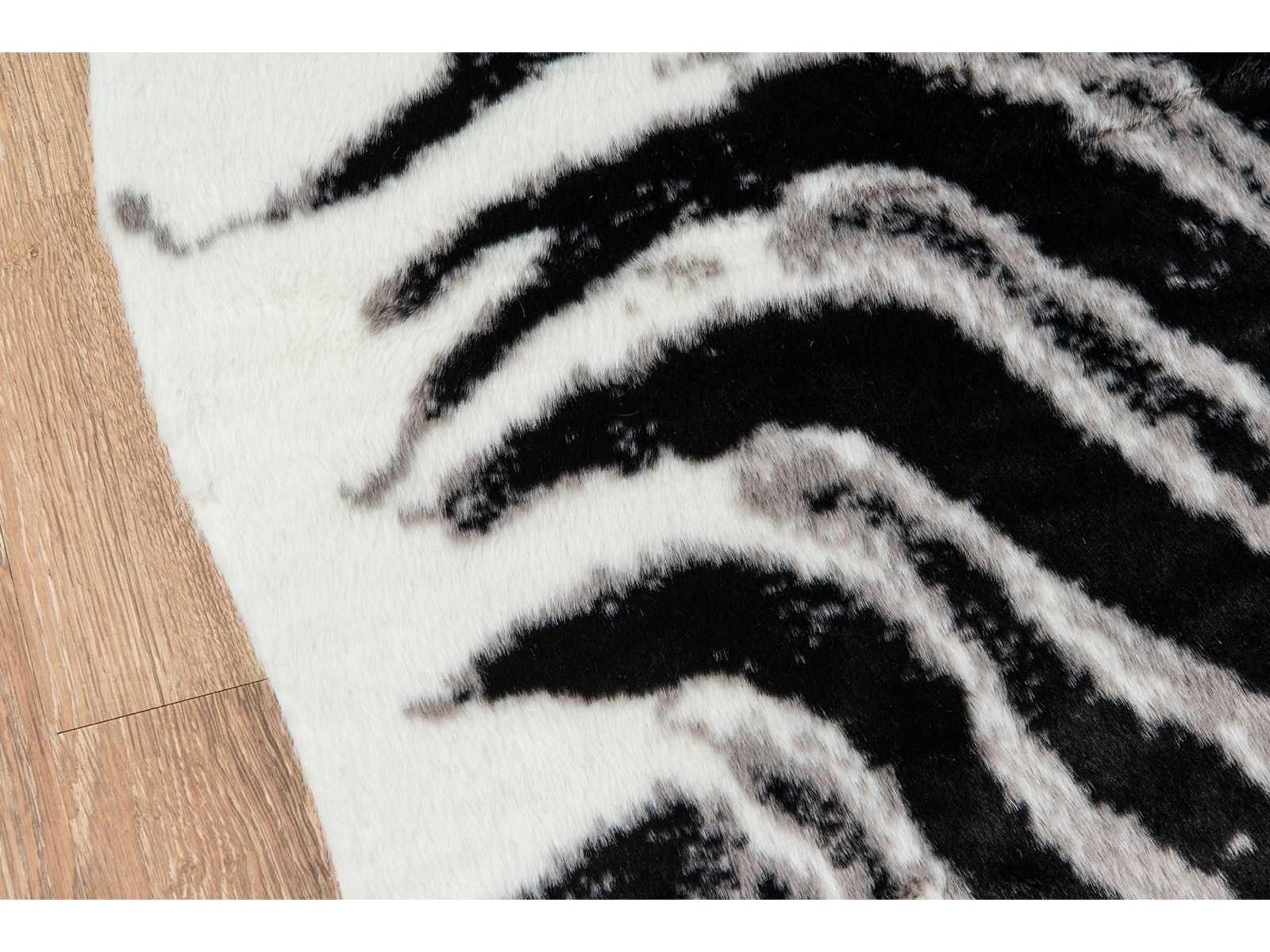 Momeni Acadia Animal Print Area Rug