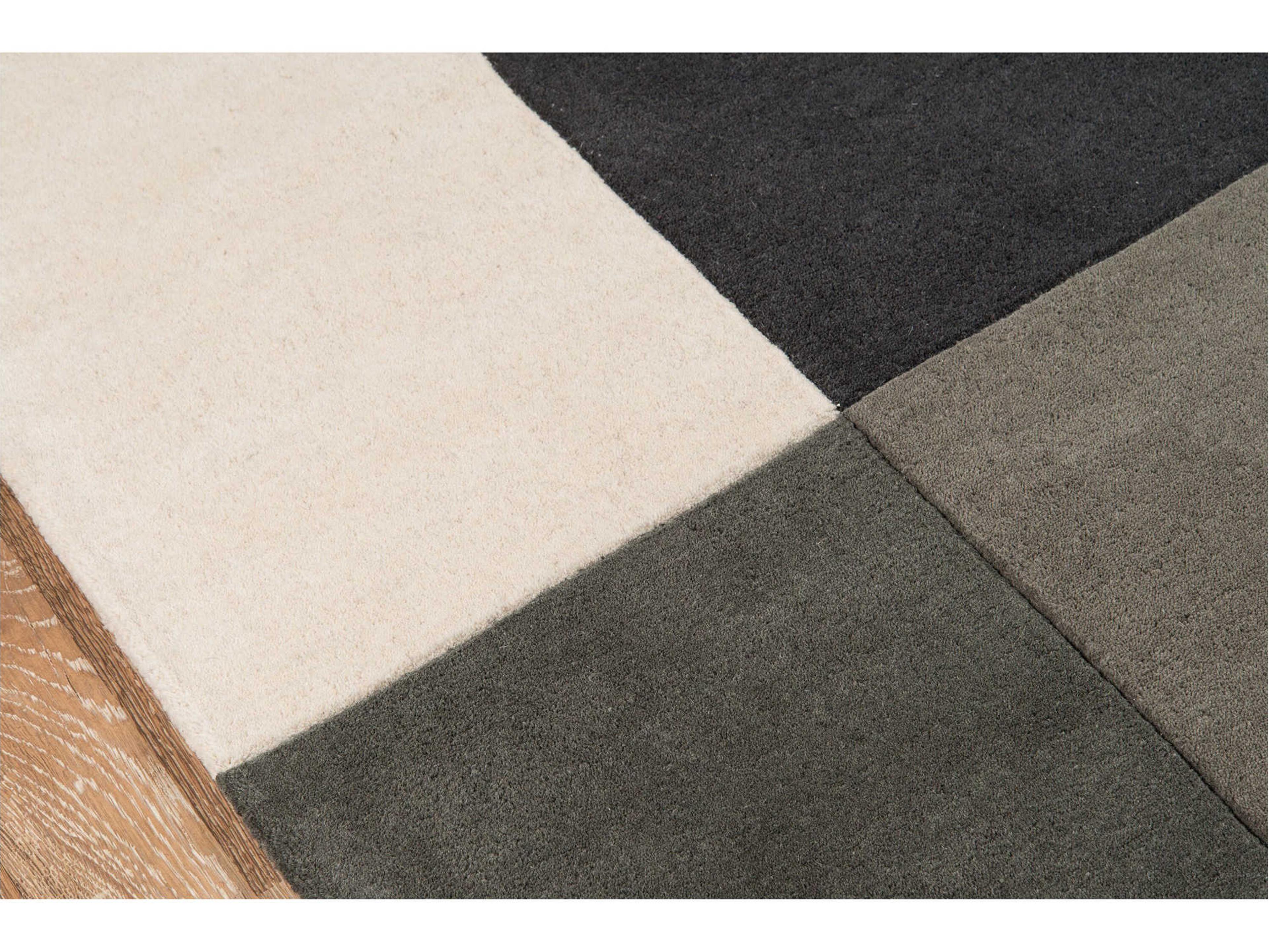 Momeni Delhi Geometric Area Rug