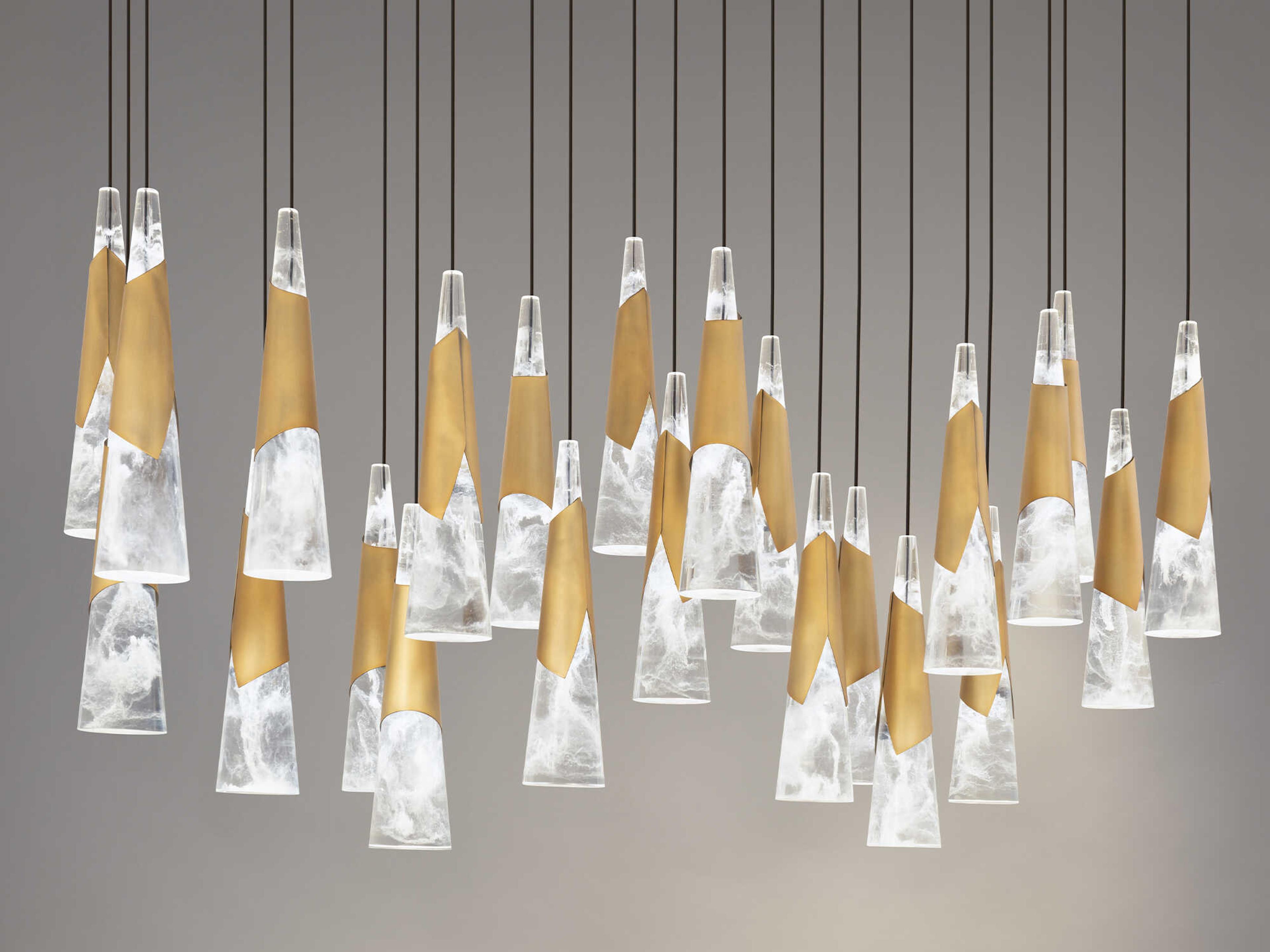 Modern Forms Kilt 23-Light Aged Brass Island Pendant