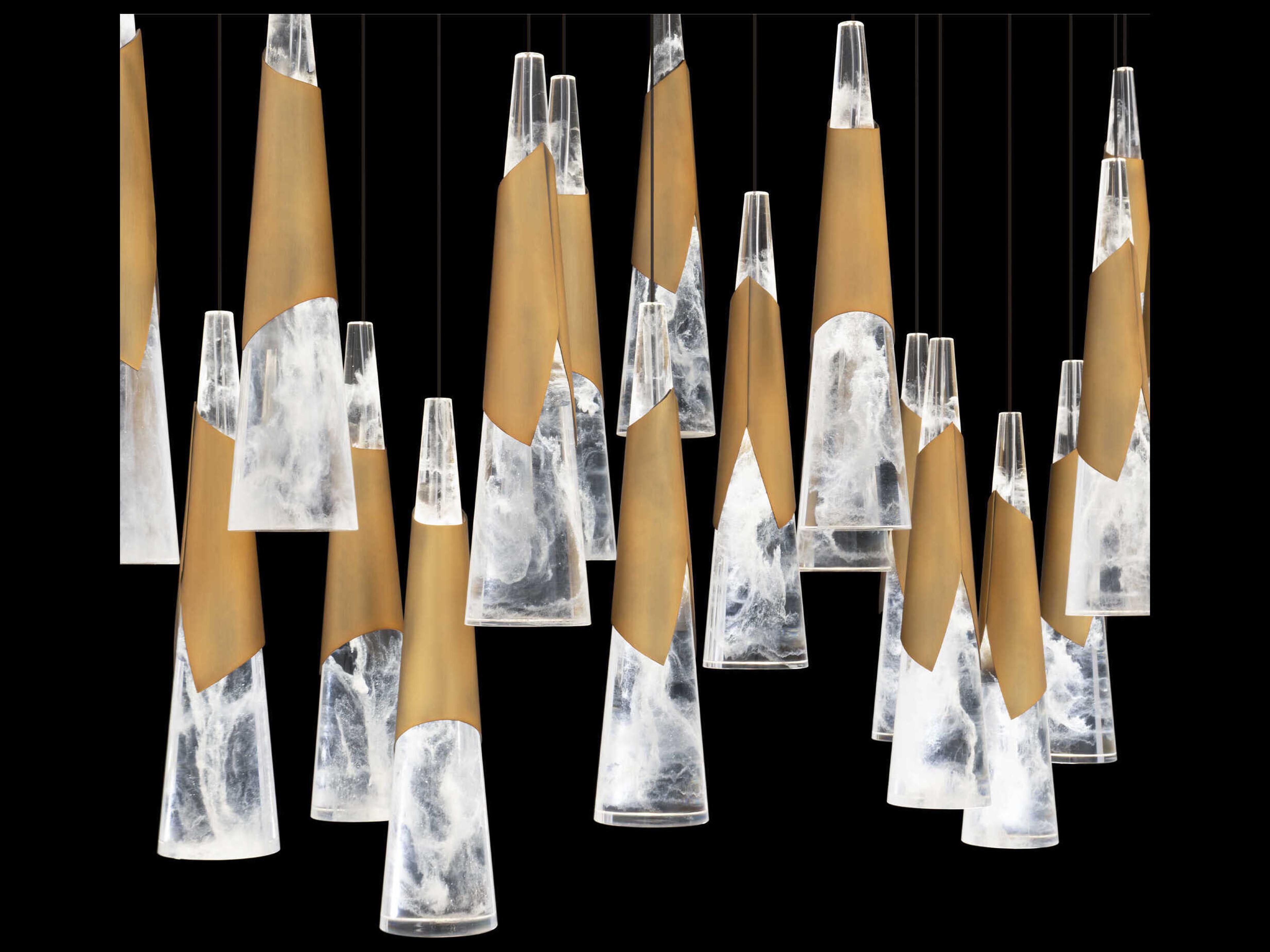 Modern Forms Kilt 23-Light Aged Brass Island Pendant