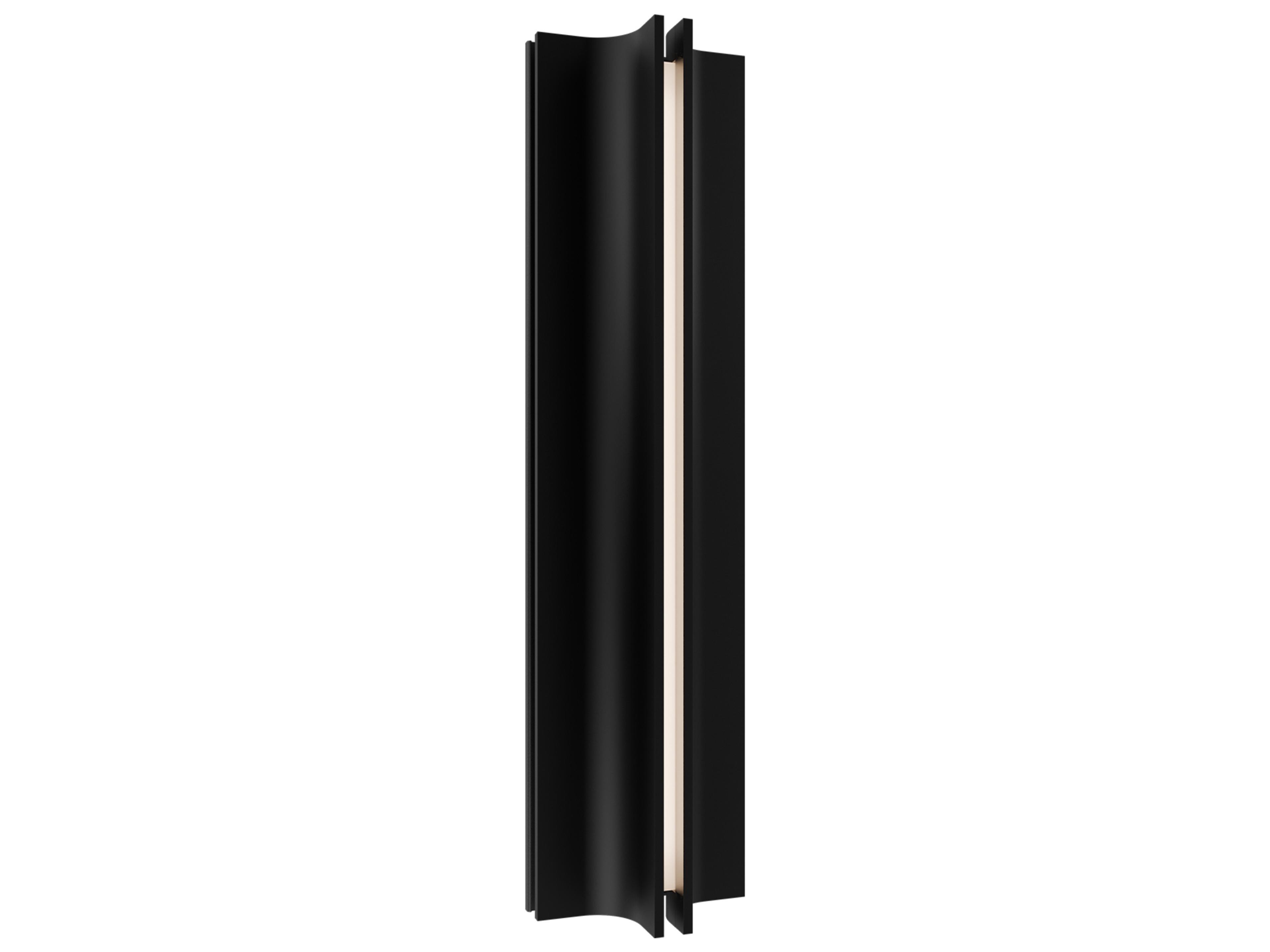 Strait 1-Light Outdoor Wall Light