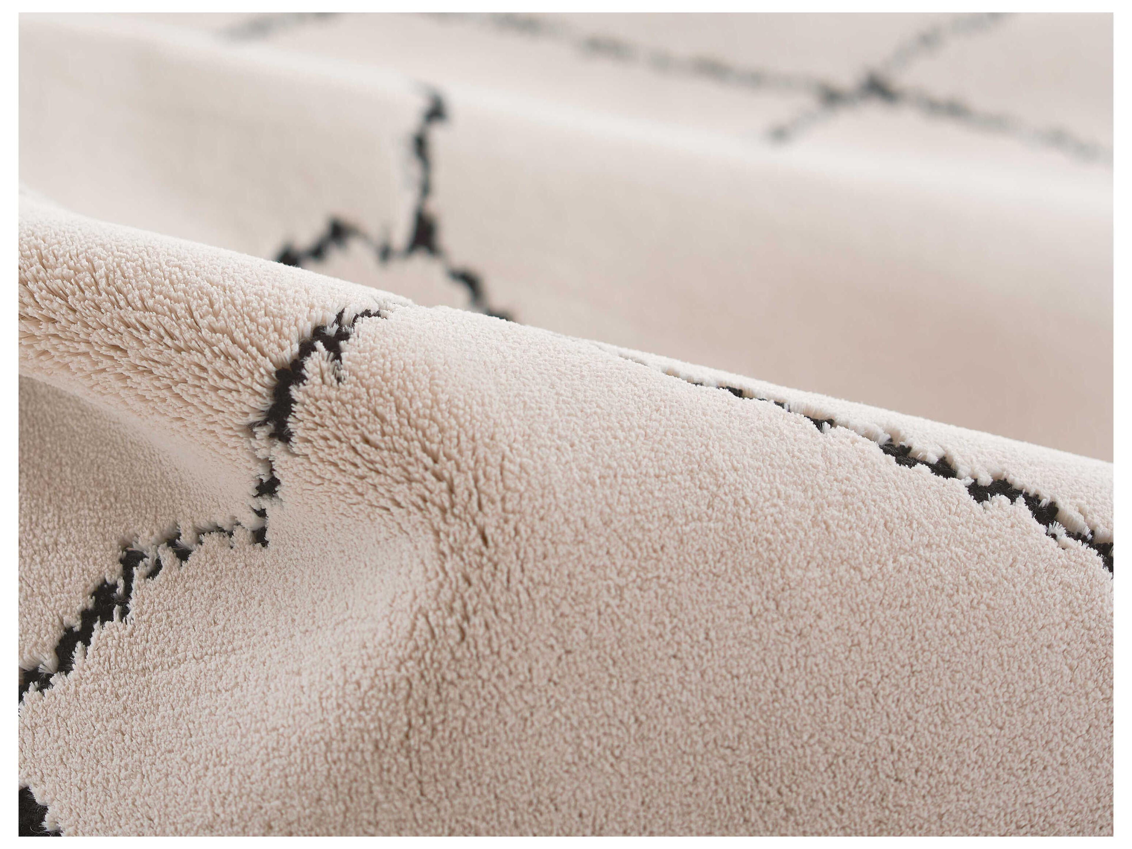 Momeni Noho Abstract Area Rug