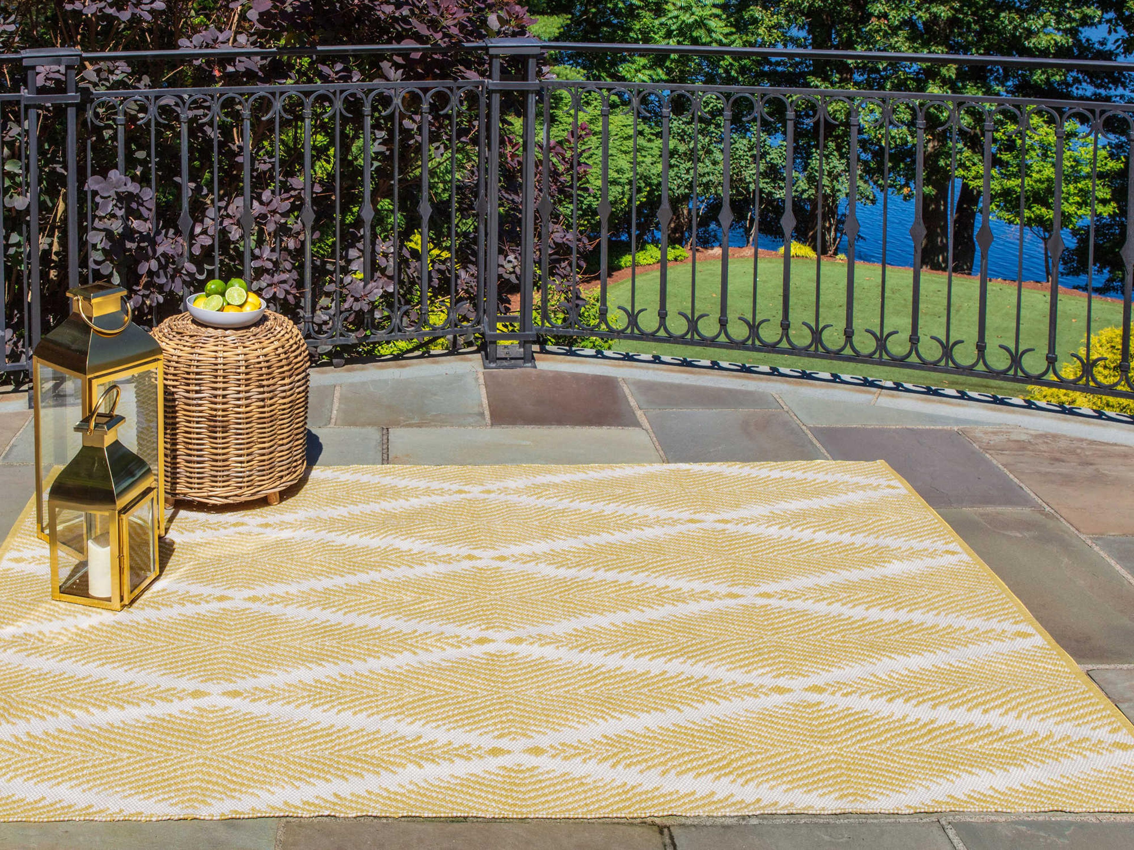 Momeni River Geometric Area Rug