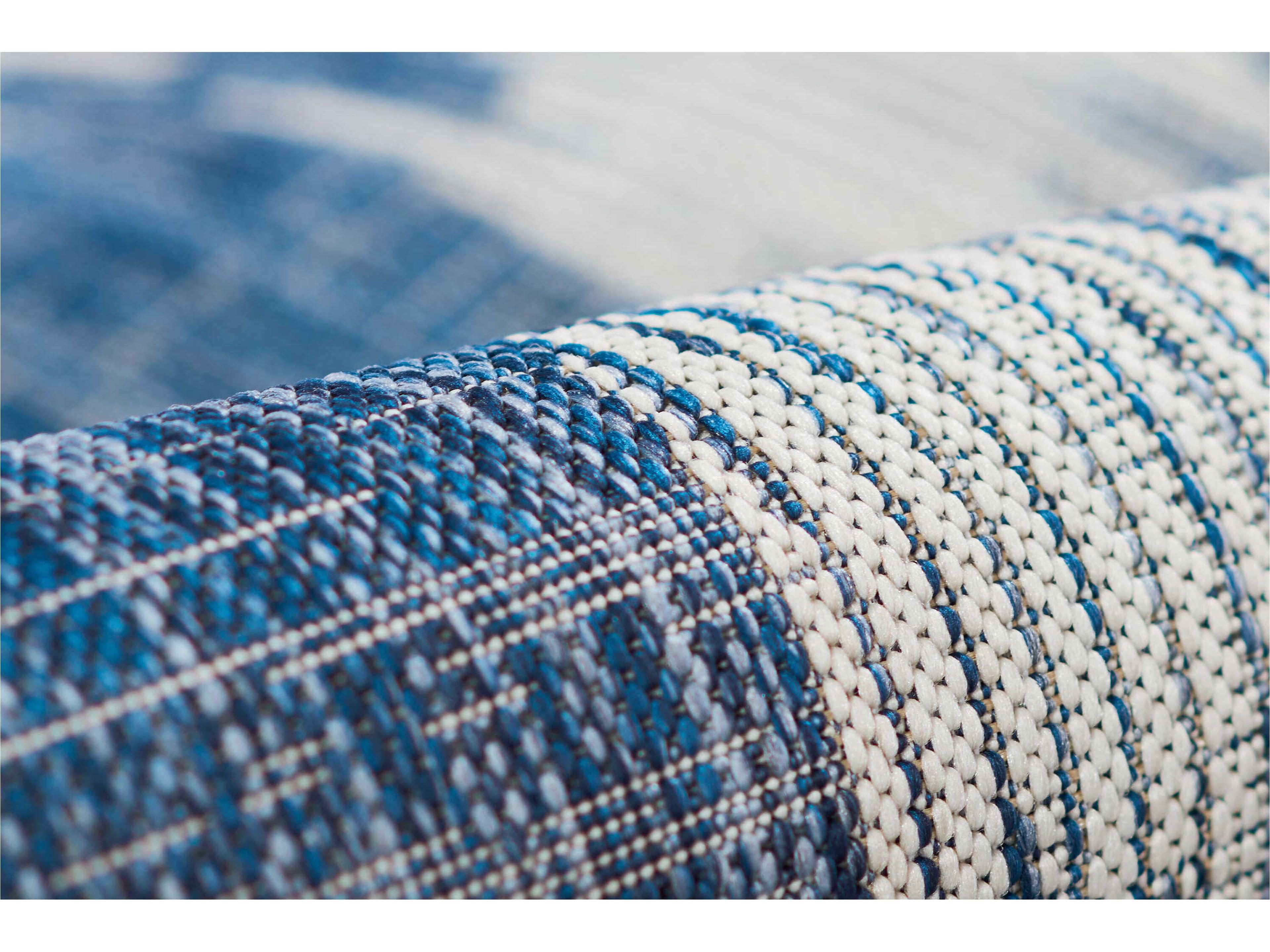 Momeni Villa Geometric Area Rug