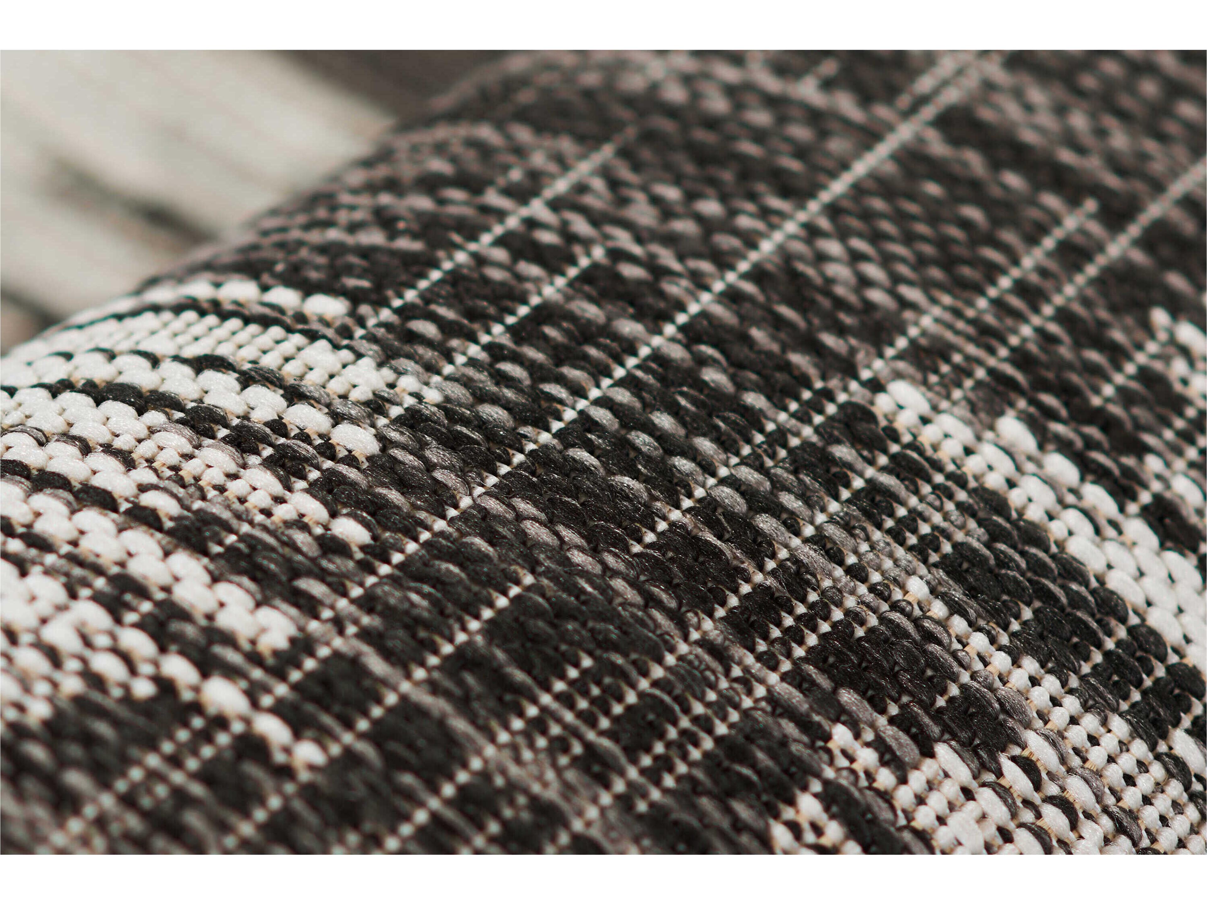 Momeni Villa Geometric Area Rug