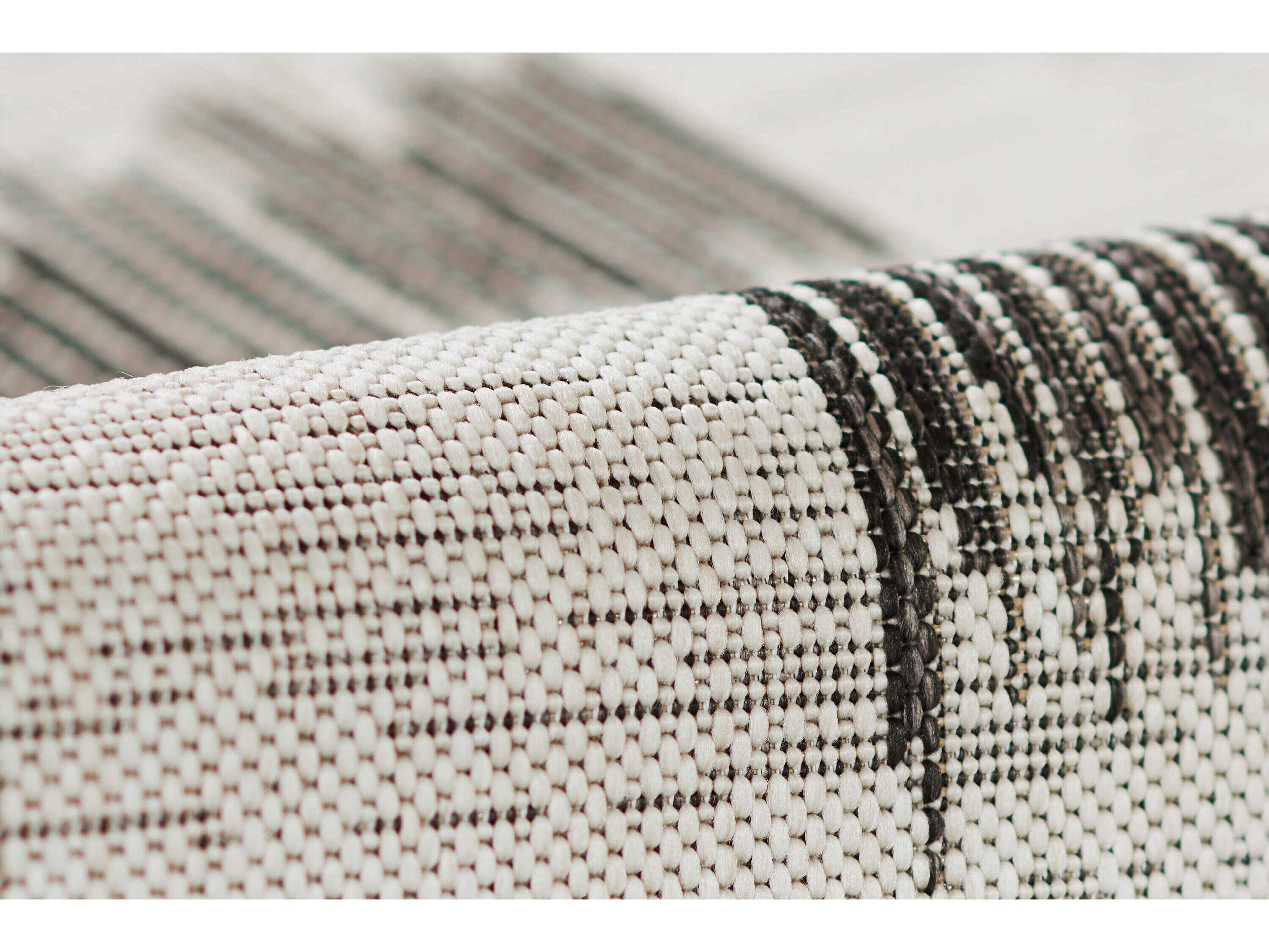 Momeni Villa Geometric Runner Area Rug