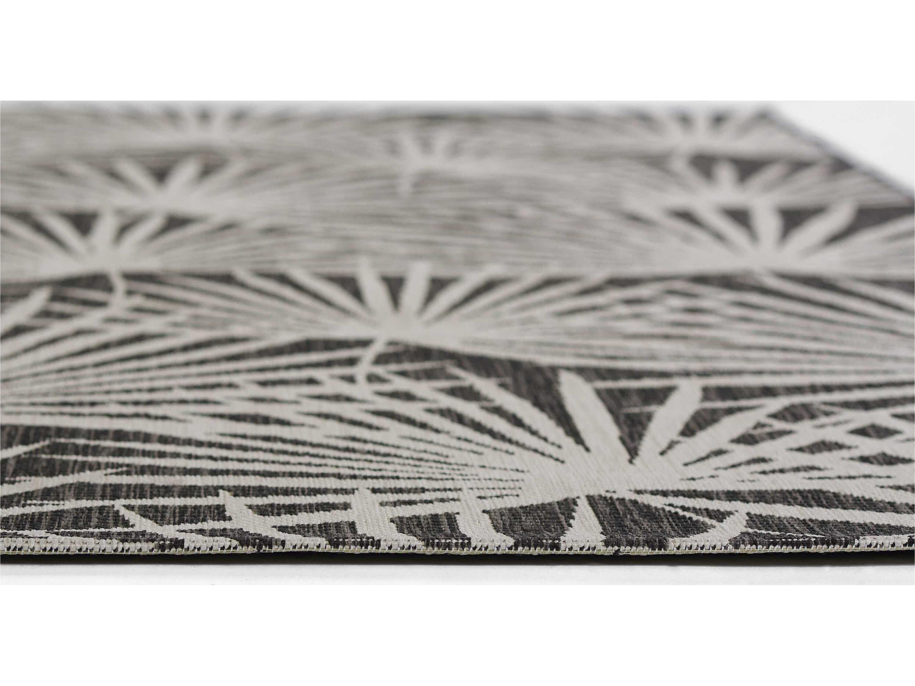 Momeni Villa Floral Area Rug