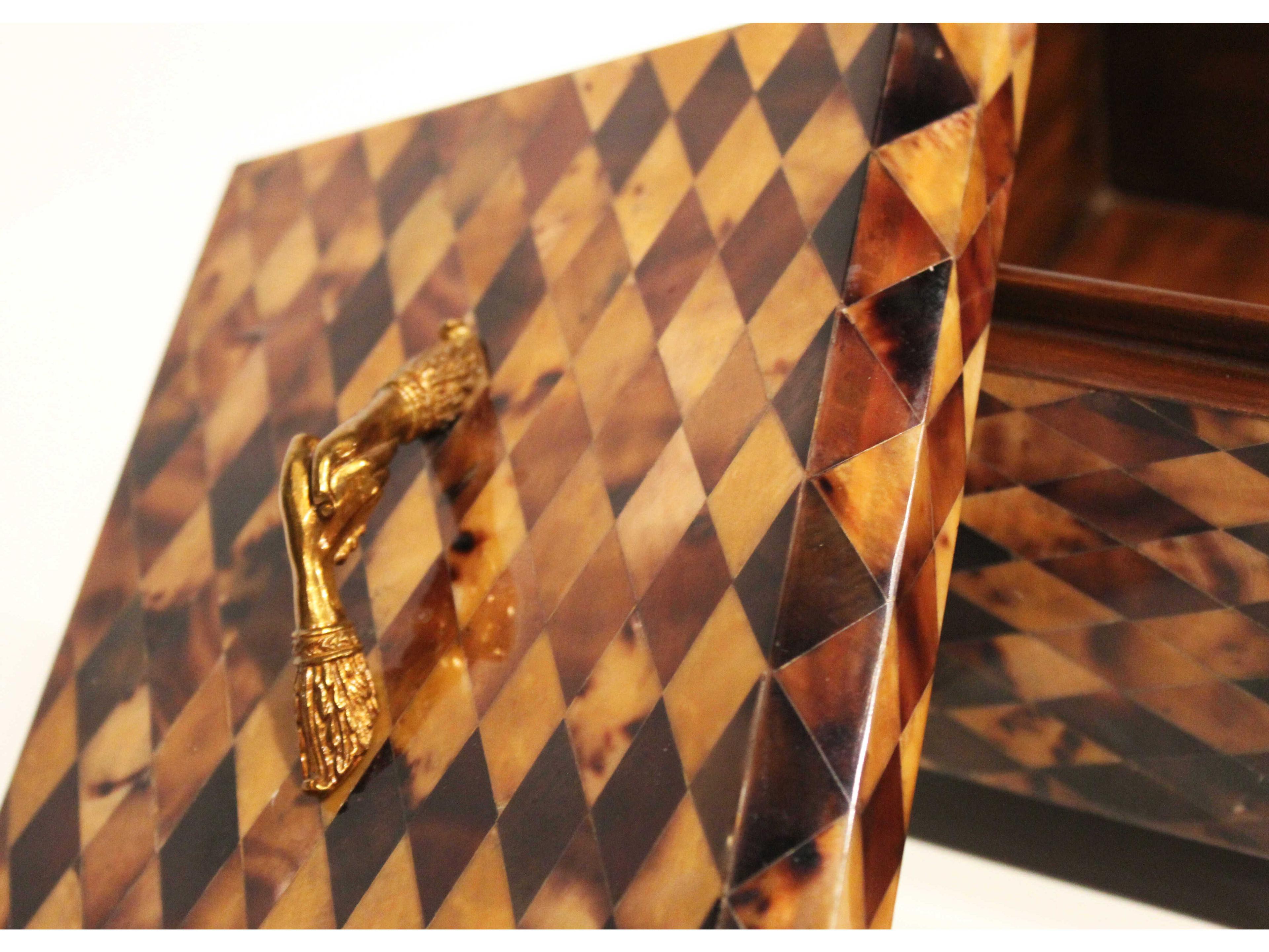 Maitland Smith Light and Dark Penshell Harlequin Box