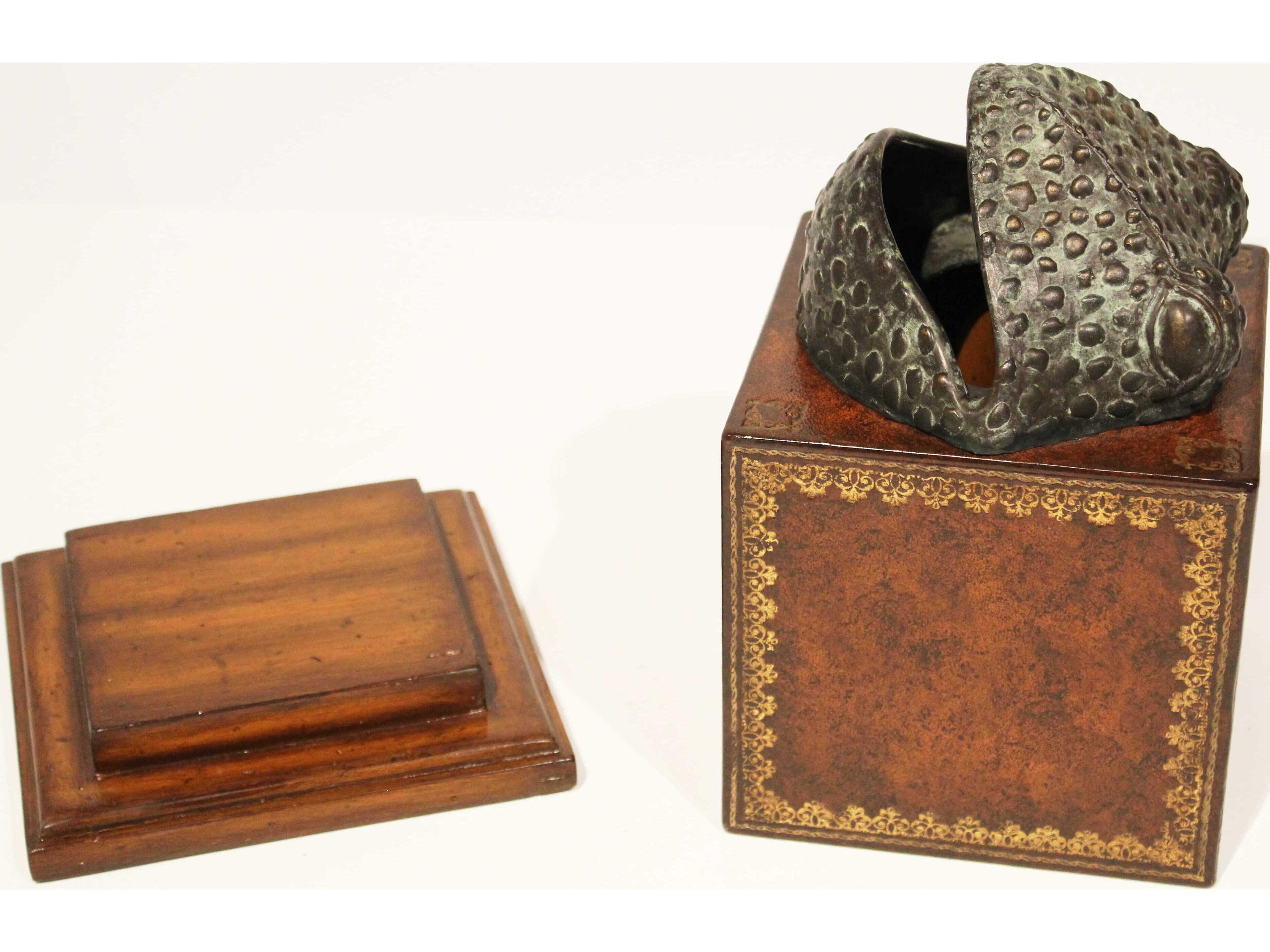 Maitland Smith Chocolate / Cast Brass Frog Tissue Holder