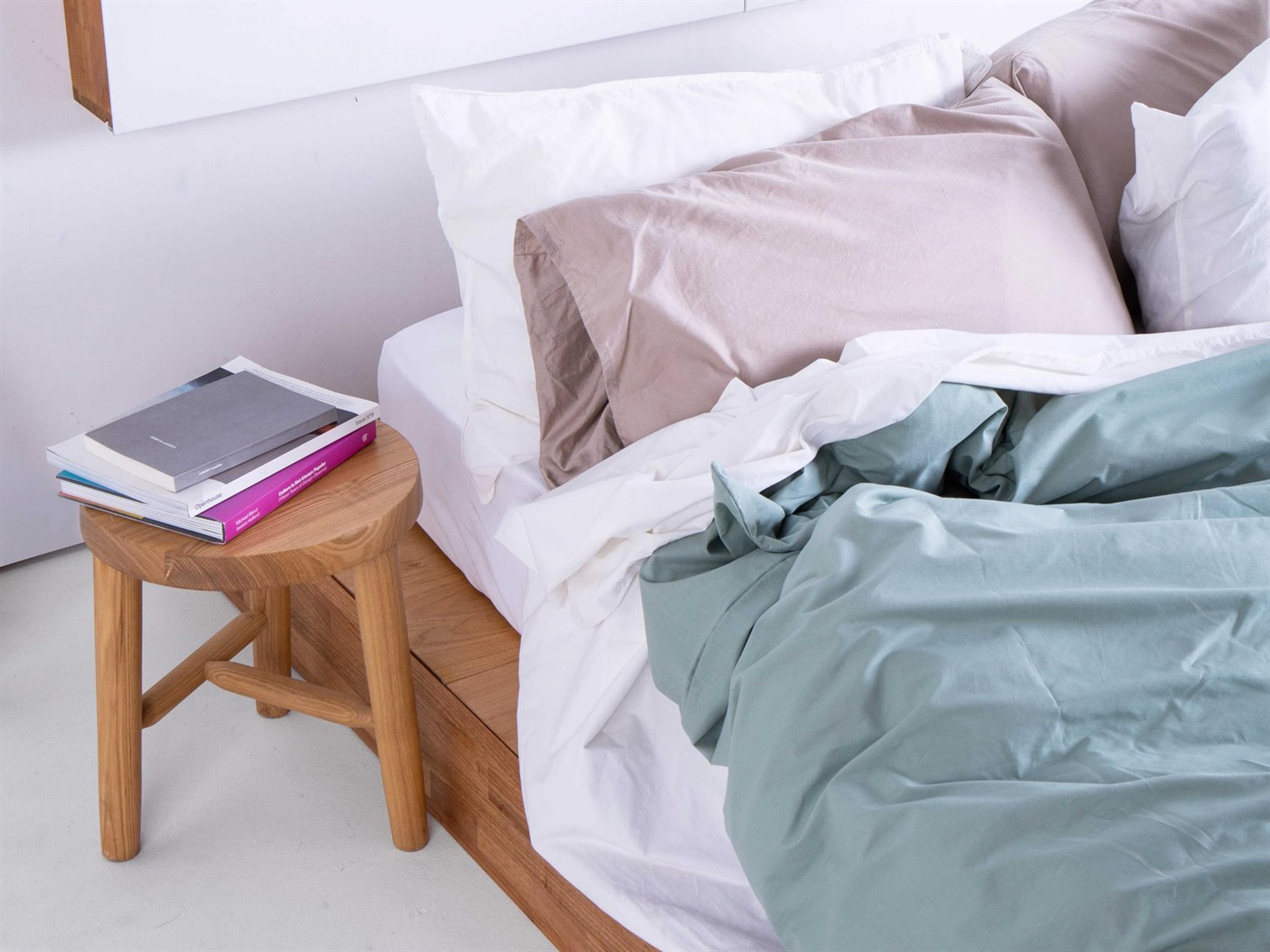 Mash Studios Walnut Brown Wood Queen Platform Bed