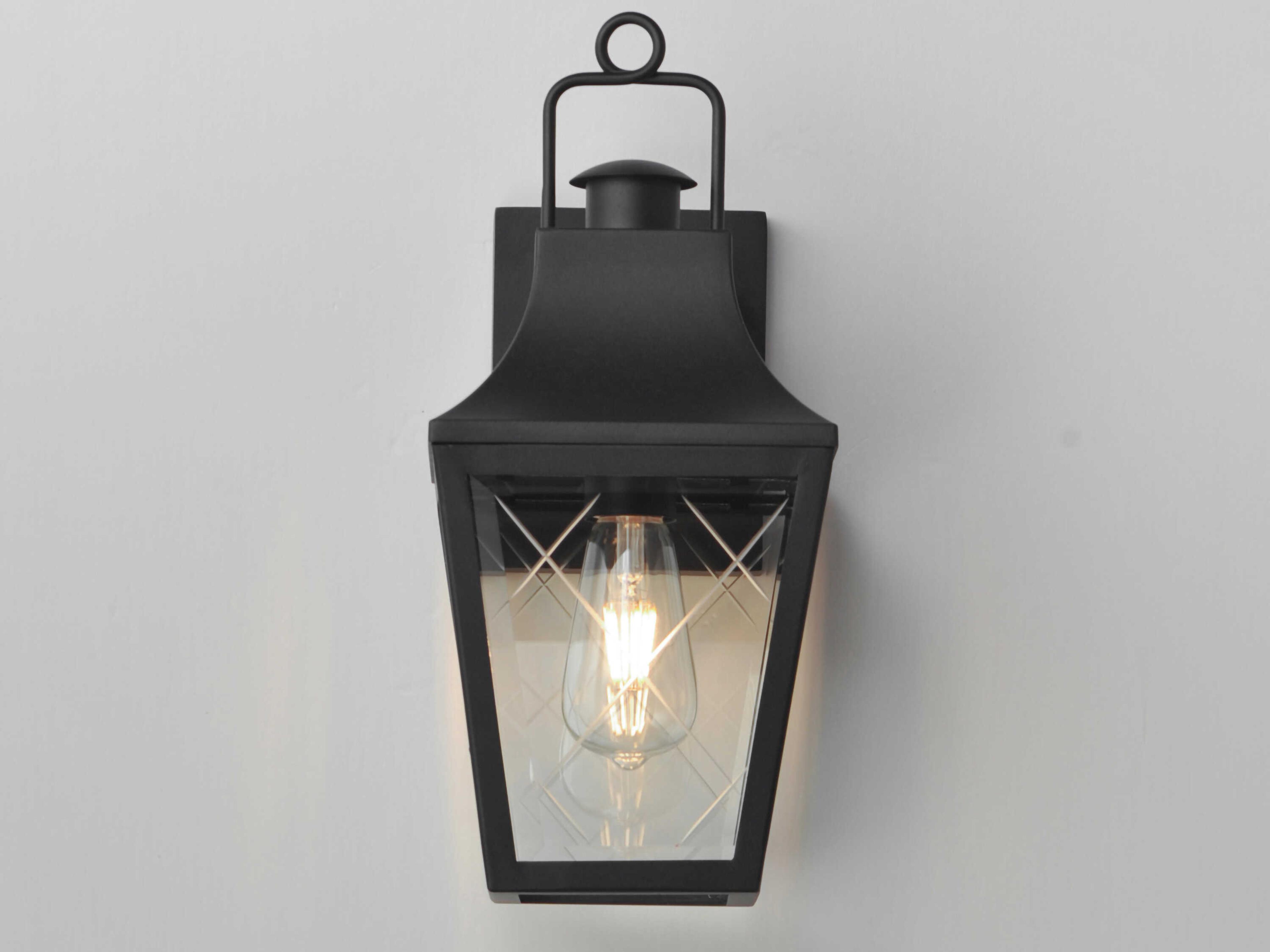 Maxim Lighting Storybook 1-Light Outdoor Wall Light