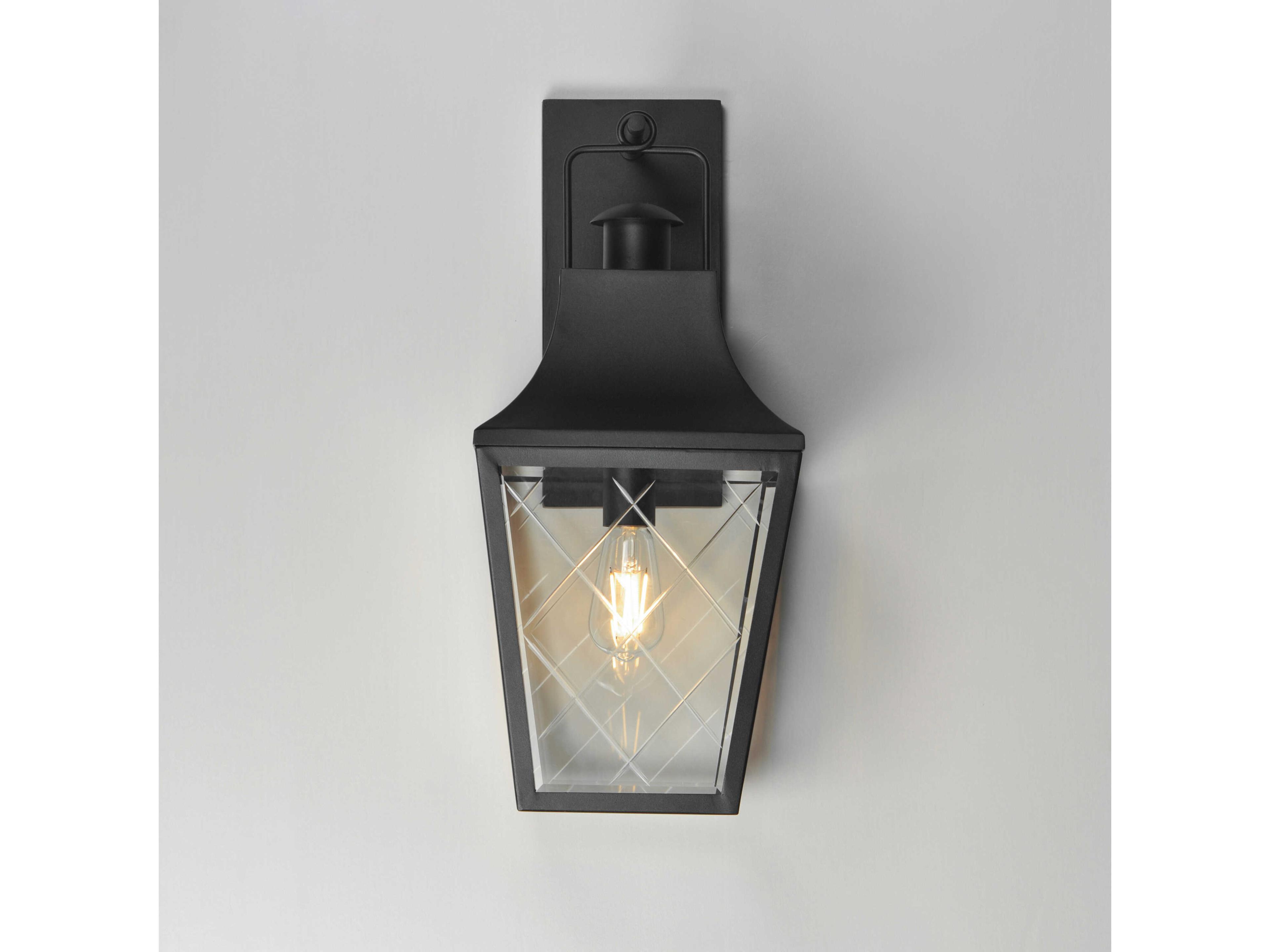 Maxim Lighting Storybook 1-Light Outdoor Wall Light