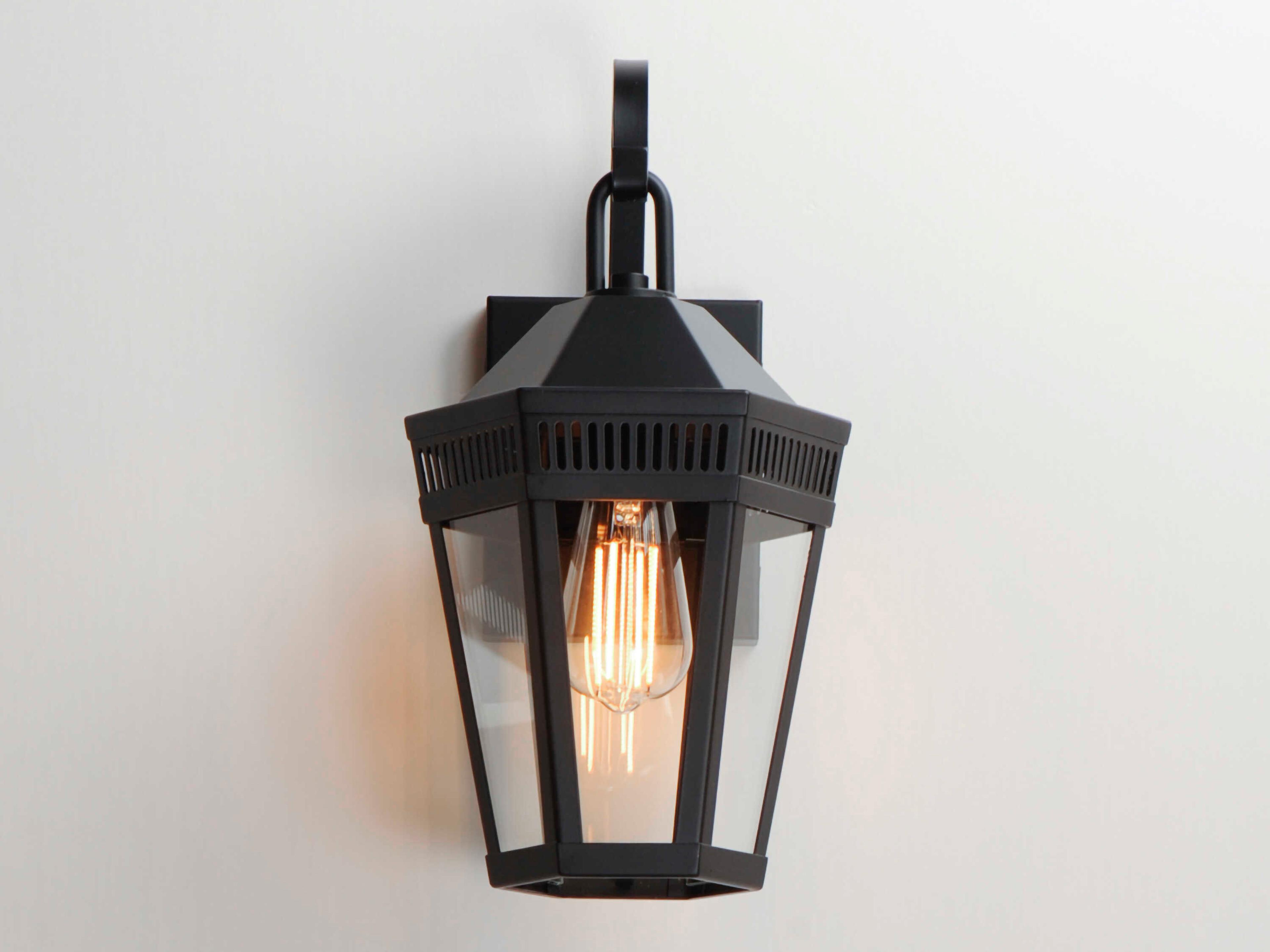 Maxim Lighting Oxford 1-Light Outdoor Wall Light