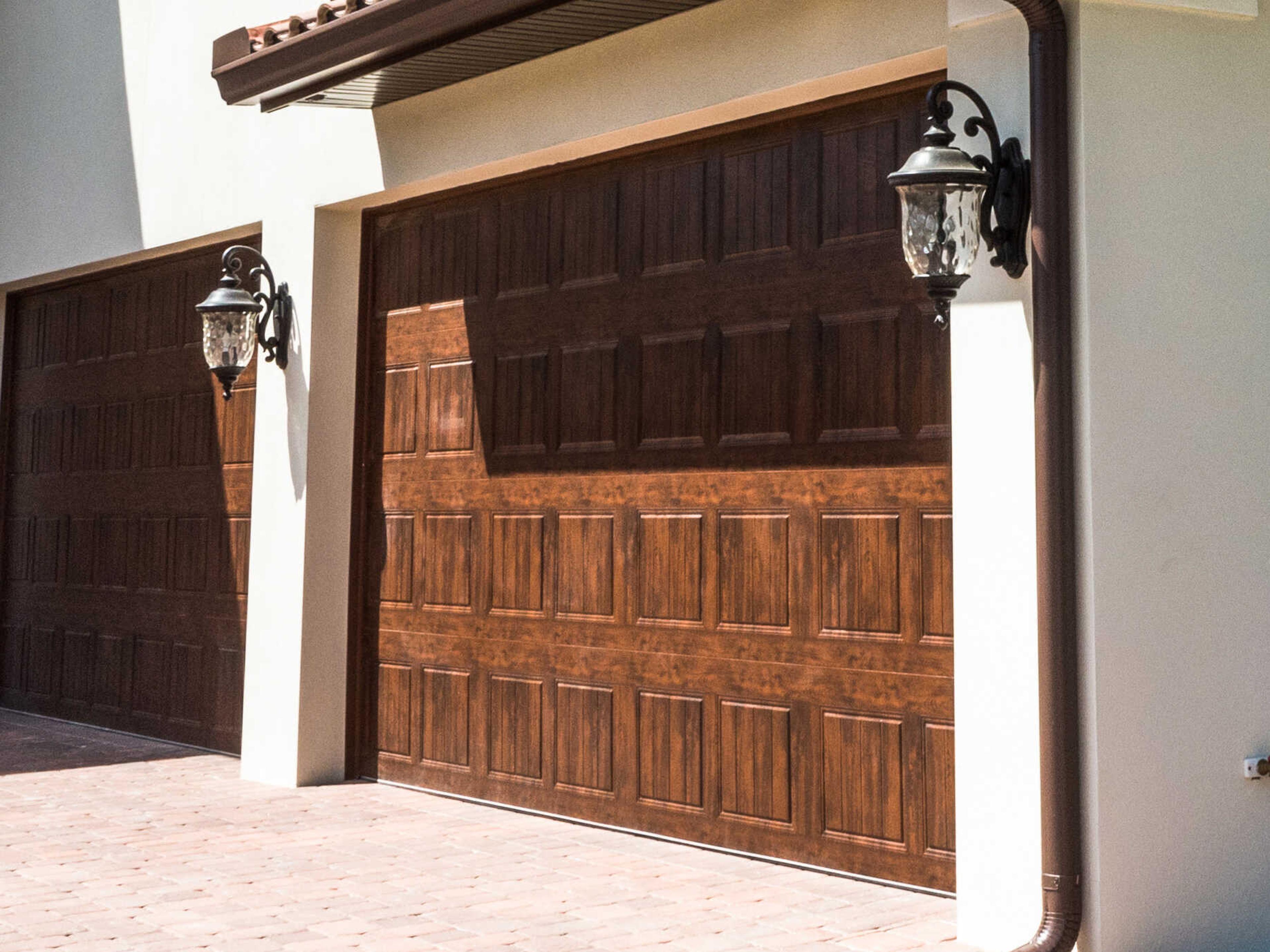 Maxim Lighting Carriage House VX & Water Glass 3 - Light Incandescent Outdoor Wall Light