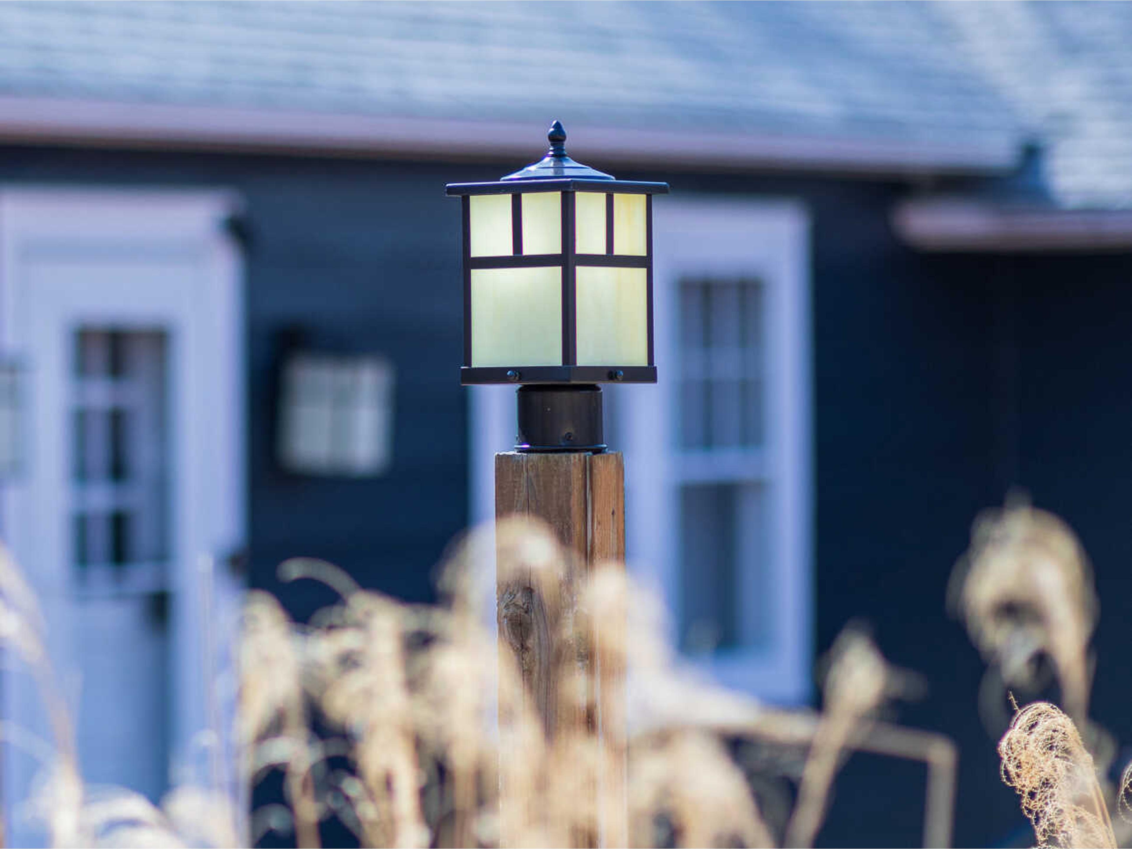 Maxim Lighting Coldwater & Honey Glass Incandescent Outdoor Post Light