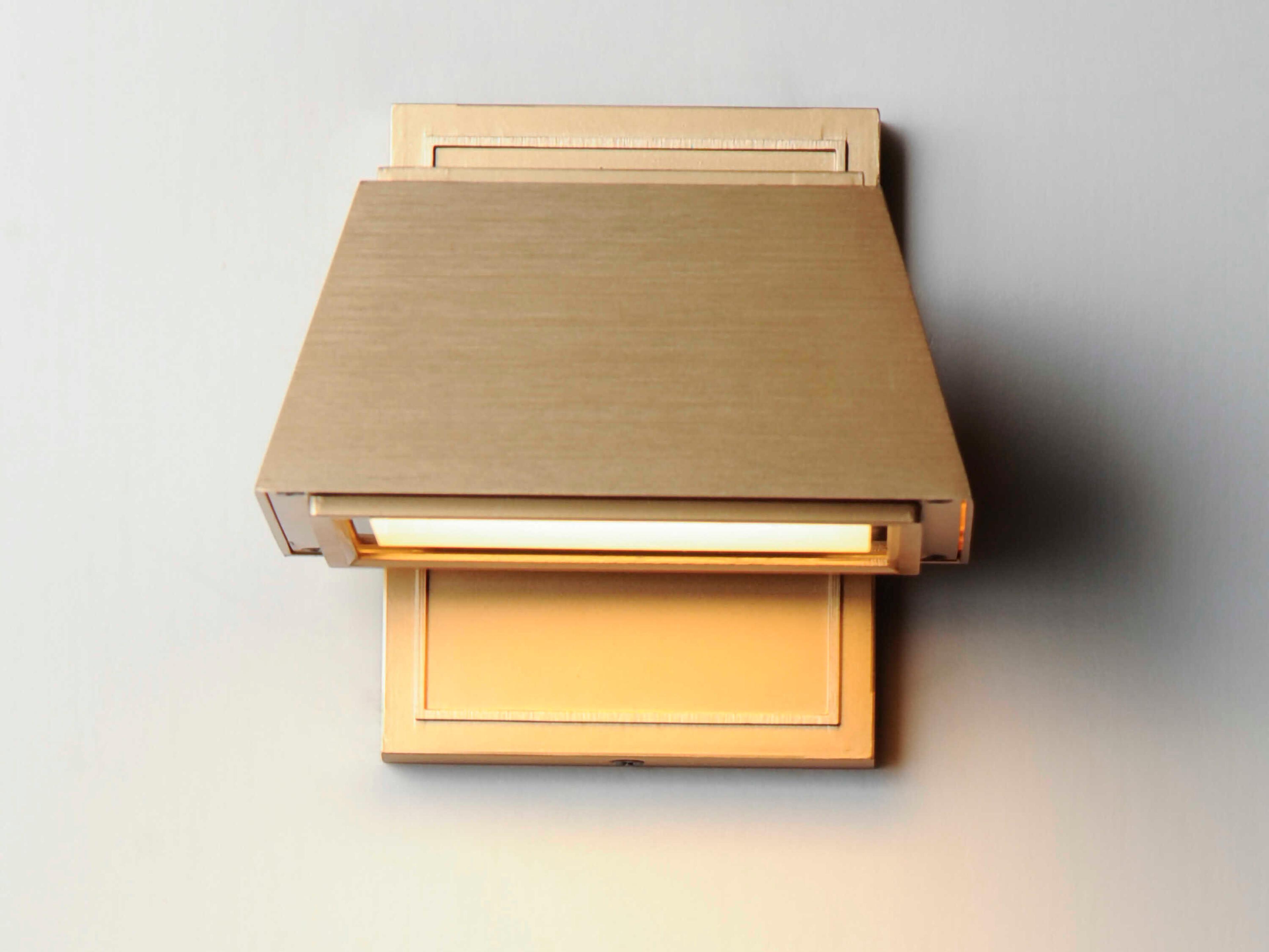 Maxim Lighting Mansard 1 - Light Outdoor Wall Light