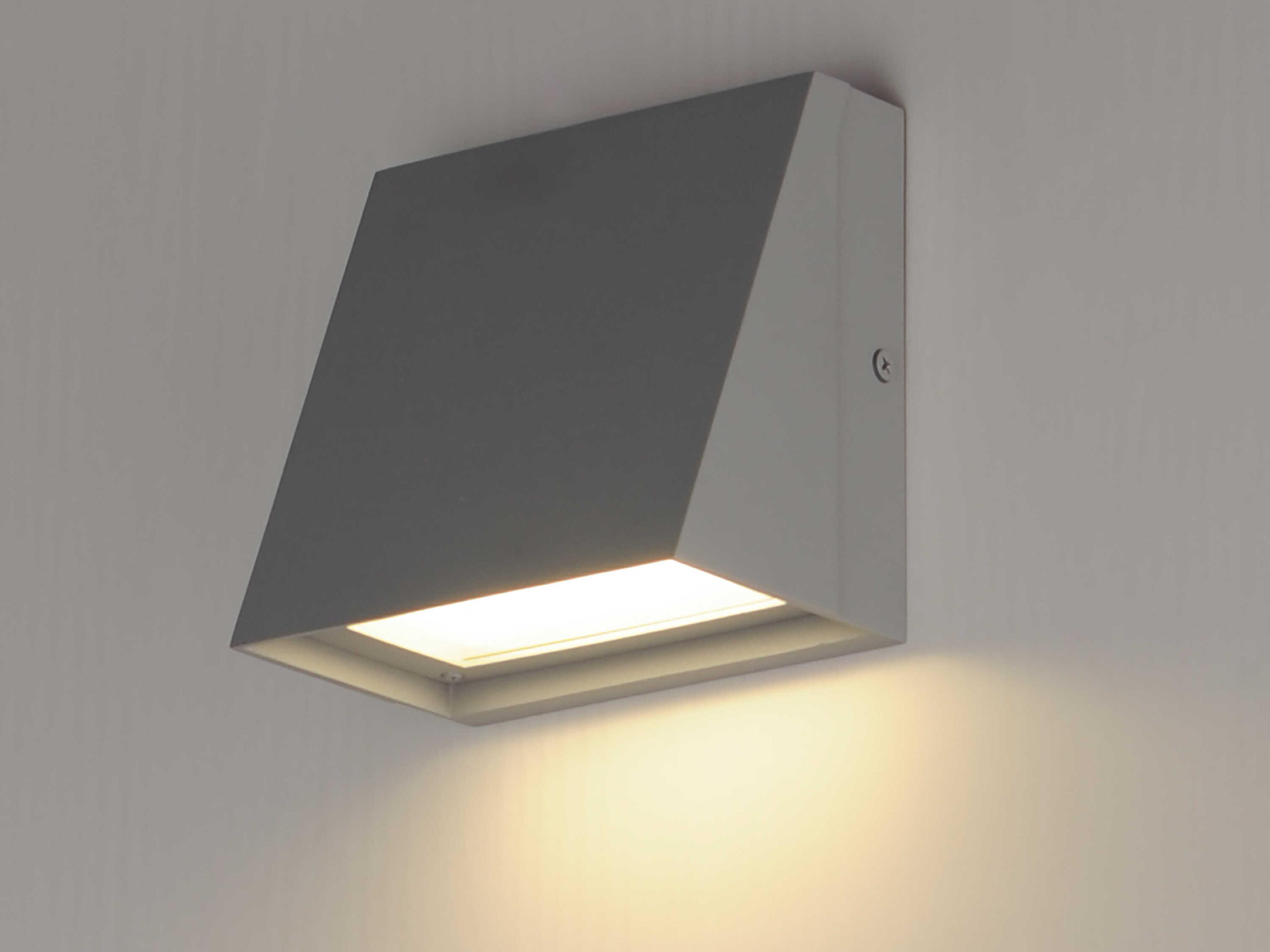 Maxim Lighting Pathfinder 1-Light Outdoor Wall Light