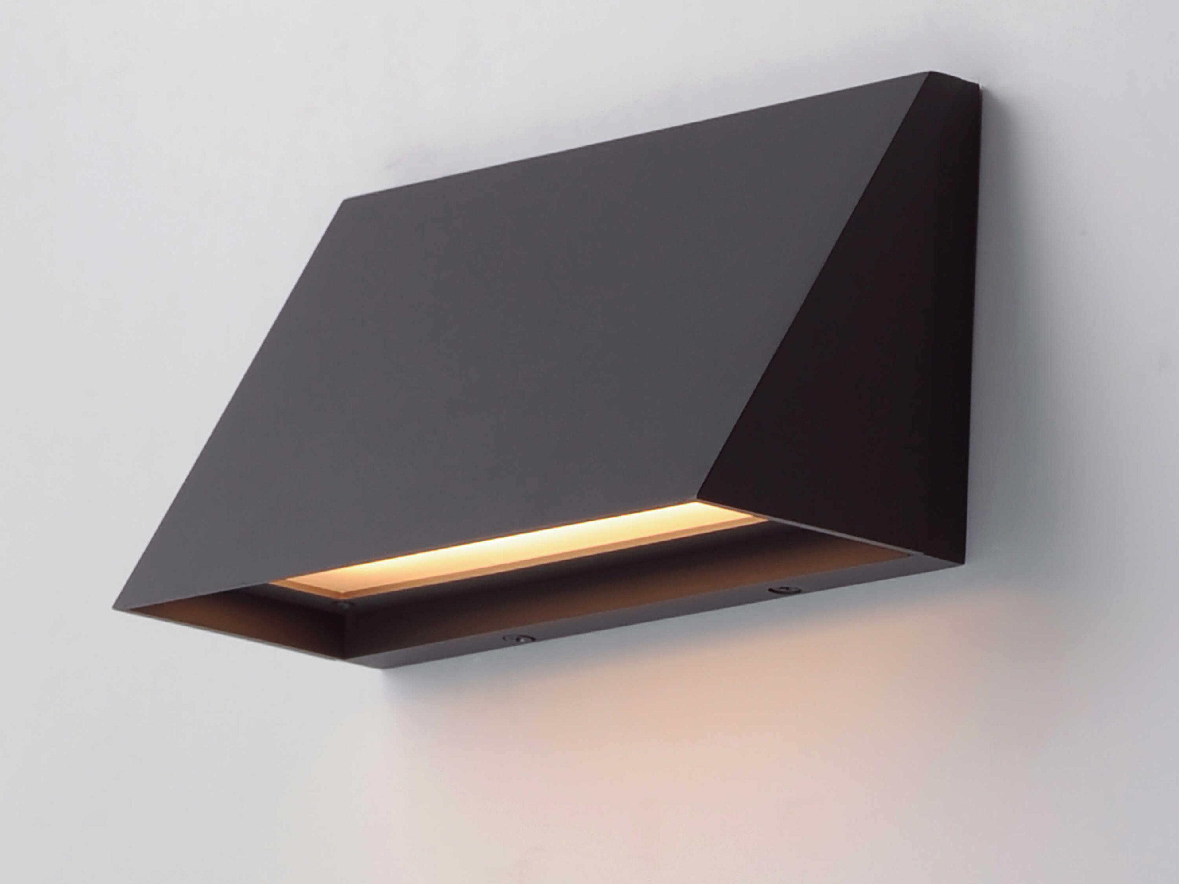 Maxim Lighting Pathfinder 1-Light Outdoor Wall Light